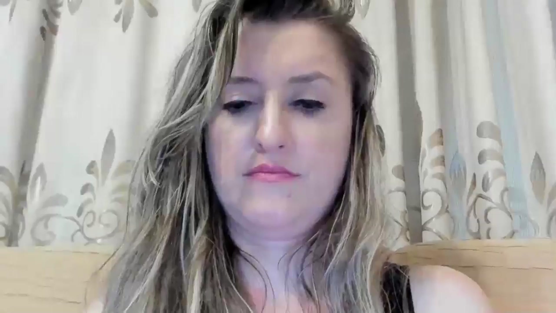 Gallery image thumbnail from BestDream's myfreecams stream on, 06/19/2024, 03:14 image 3 of 20