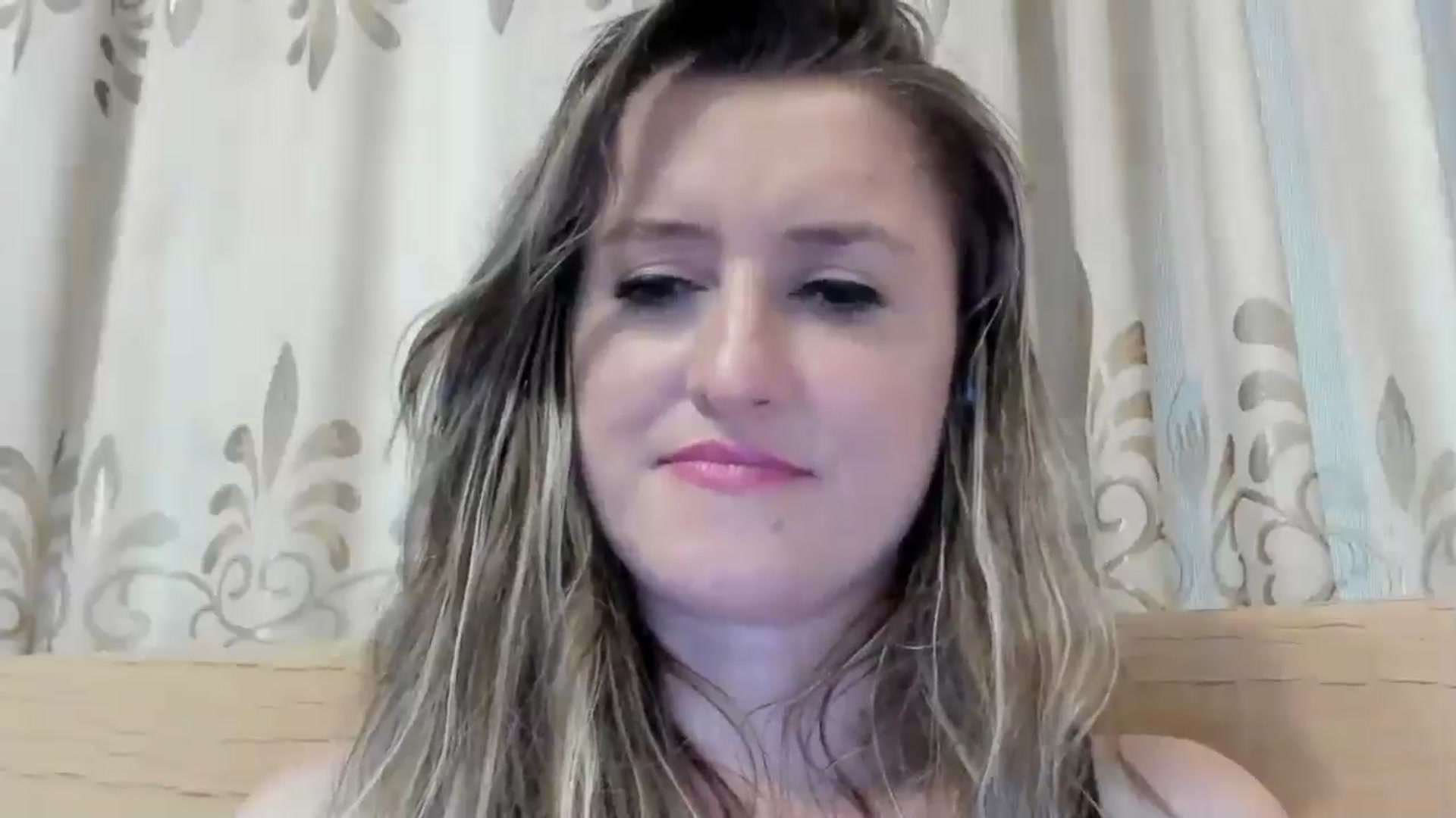 Gallery image thumbnail from BestDream's myfreecams stream on, 06/19/2024, 03:14 image 19 of 20