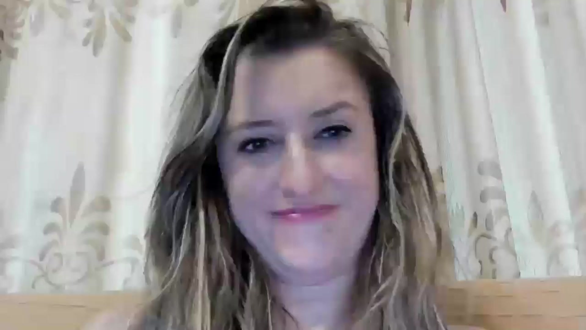 Gallery image thumbnail from BestDream's myfreecams stream on, 06/19/2024, 03:53 image 7 of 20