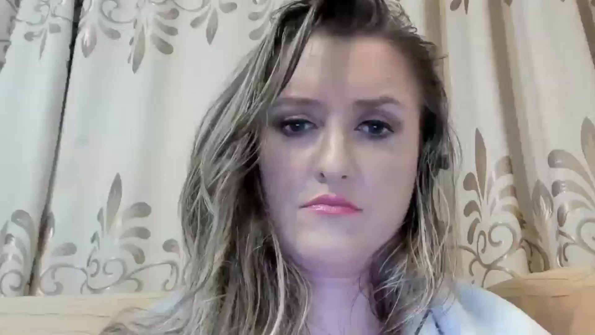 Gallery image thumbnail from BestDream's myfreecams stream on, 06/19/2024, 23:04 image 12 of 20