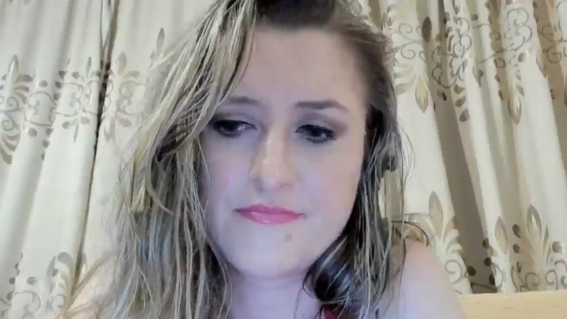 Gallery image thumbnail from BestDream's myfreecams stream on, 06/19/2024, 23:04 image 5 of 20