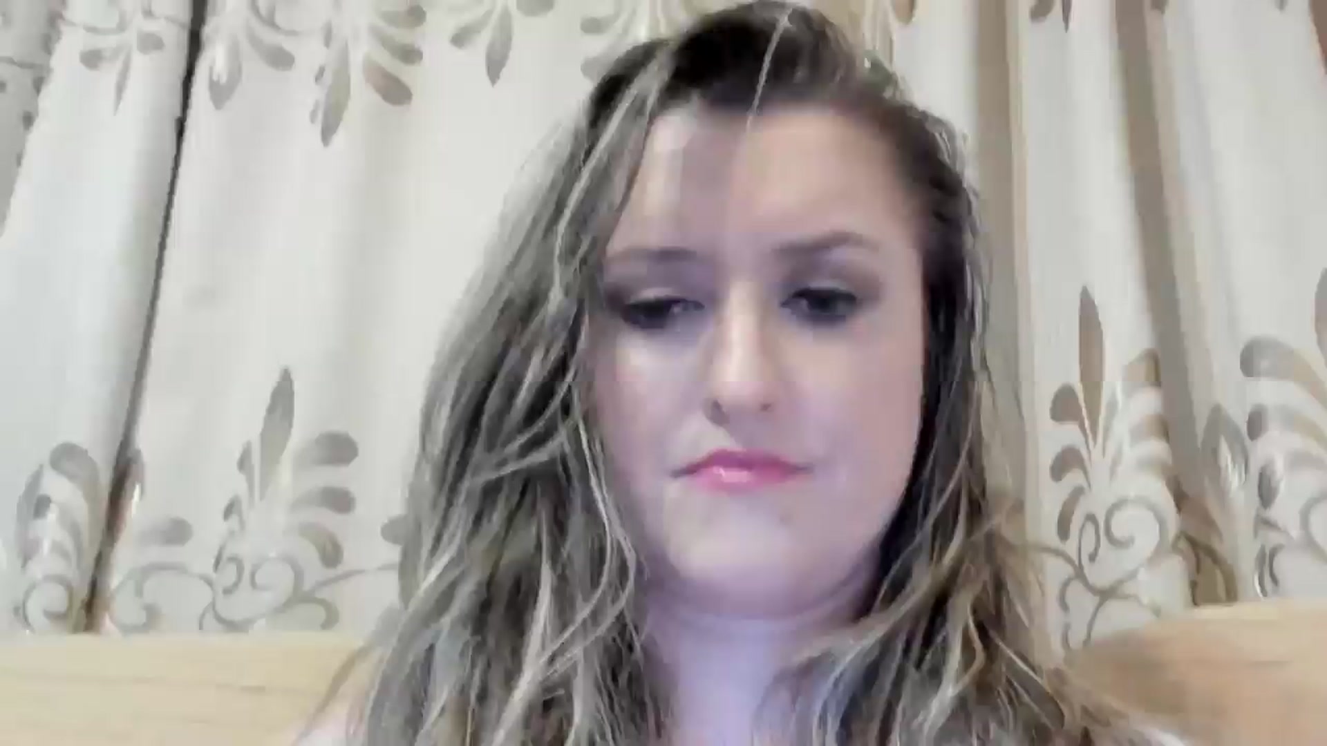 Gallery image thumbnail from BestDream's myfreecams stream on, 06/19/2024, 23:17 image 1 of 20