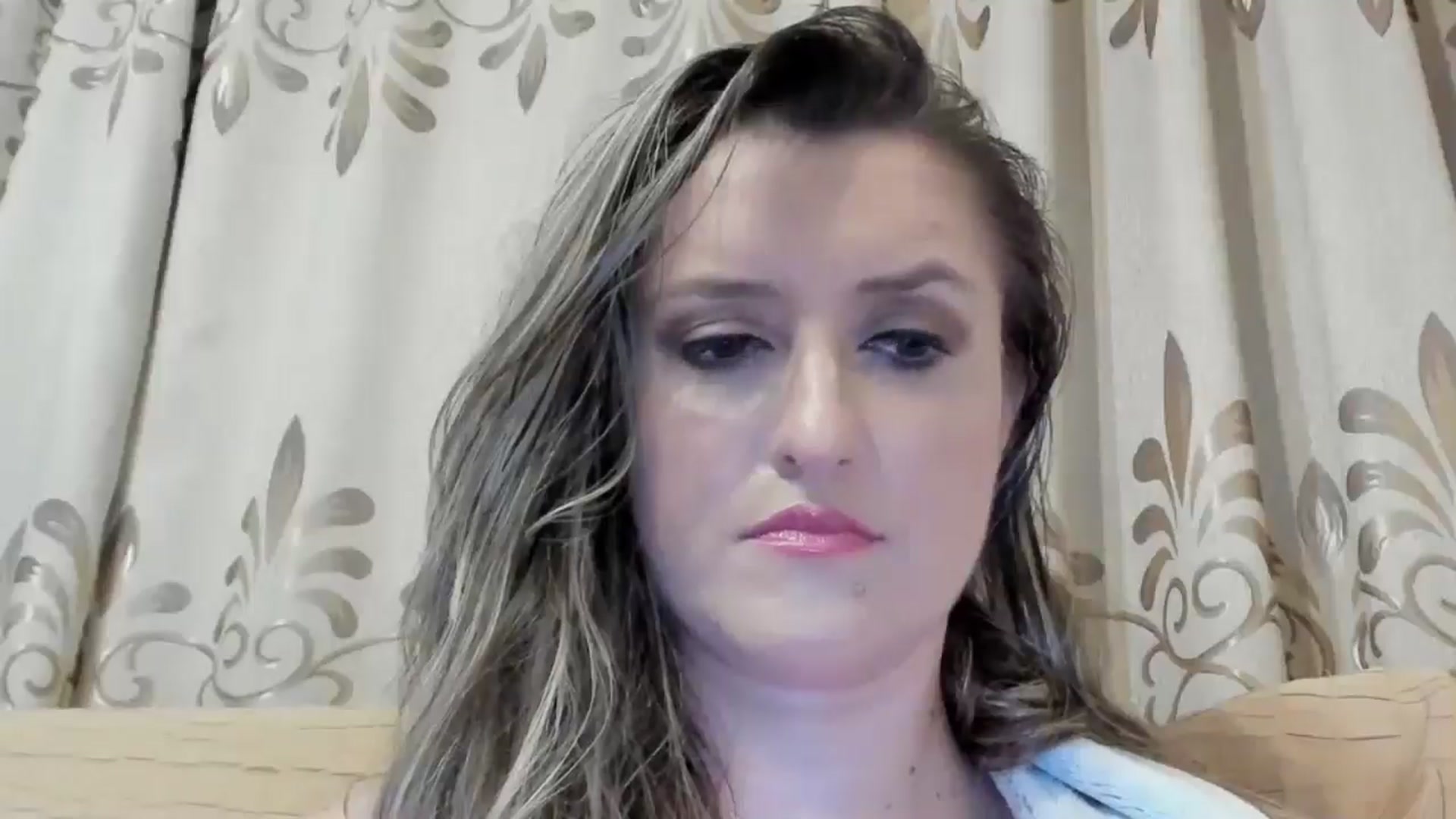 Gallery image thumbnail from BestDream's myfreecams stream on, 06/19/2024, 23:17 image 13 of 20