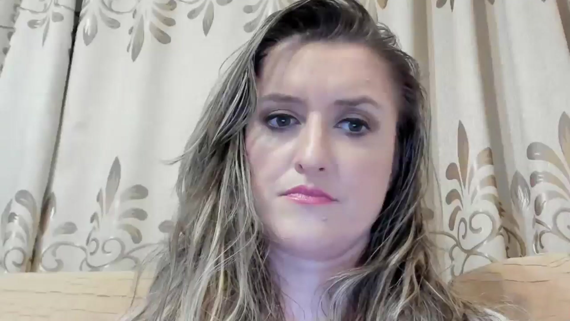 Gallery image thumbnail from BestDream's myfreecams stream on, 06/19/2024, 23:17 image 5 of 20