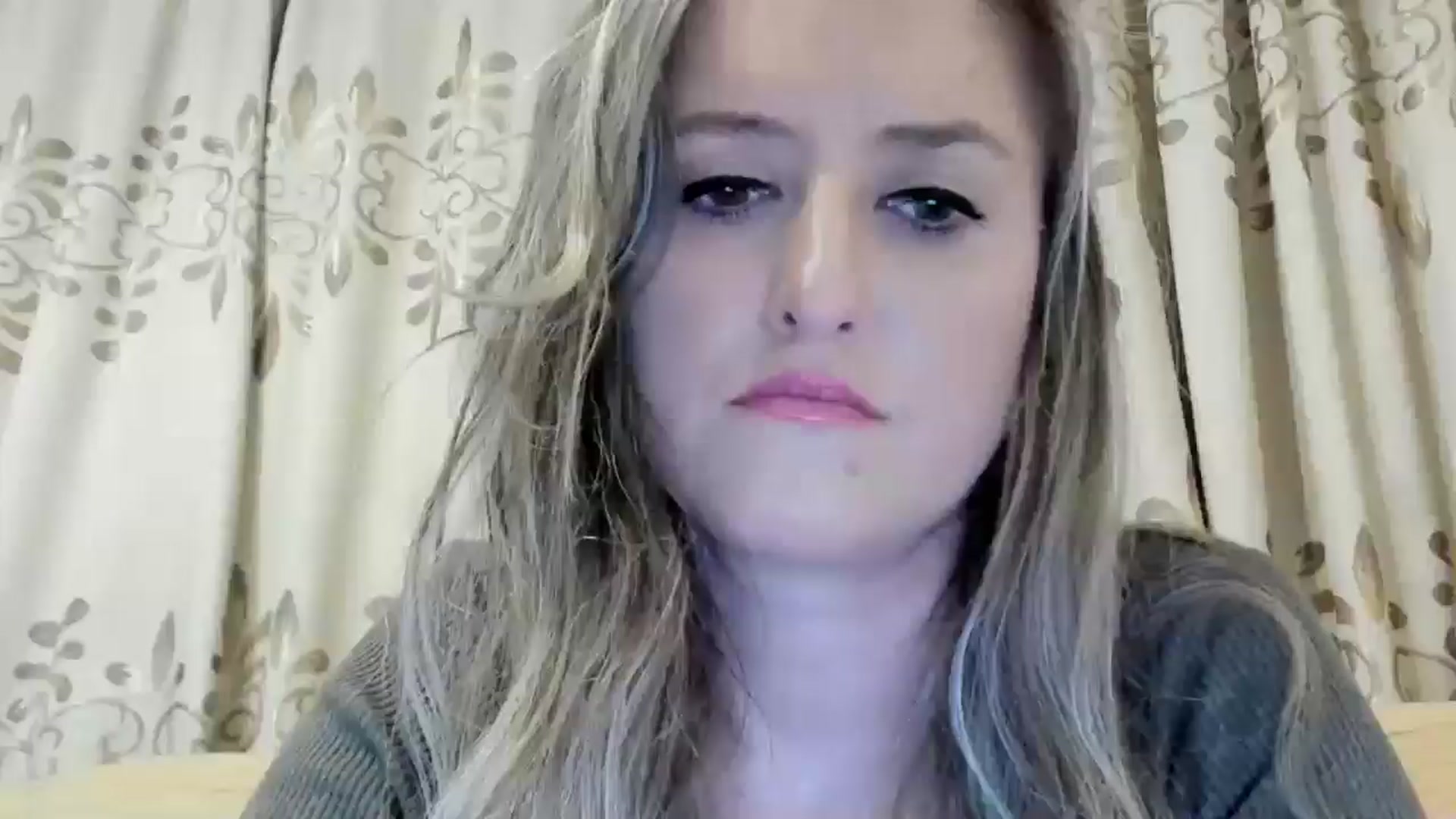 Gallery image thumbnail from BestDream's myfreecams stream on, 06/20/2024, 23:40 image 12 of 20