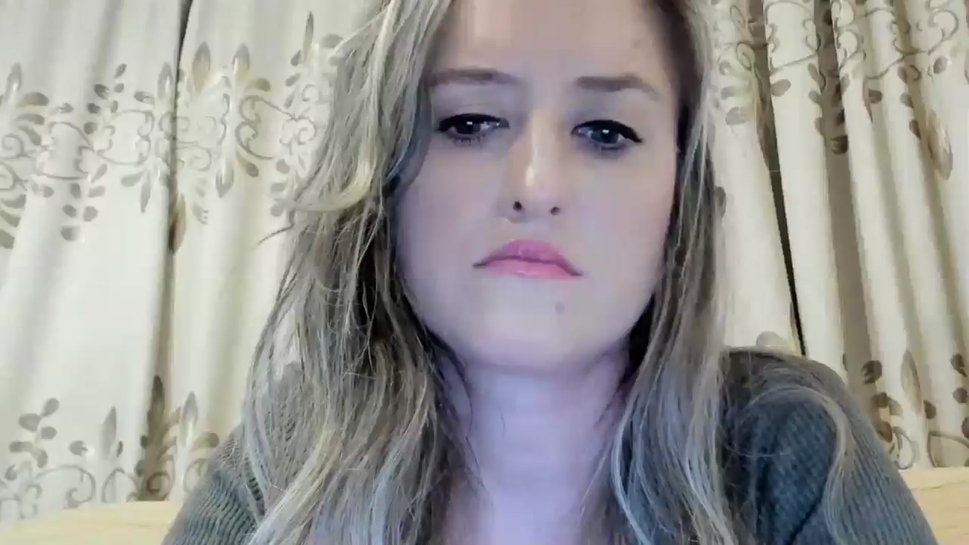 Gallery image thumbnail from BestDream's myfreecams stream on, 06/20/2024, 23:40 image 13 of 20