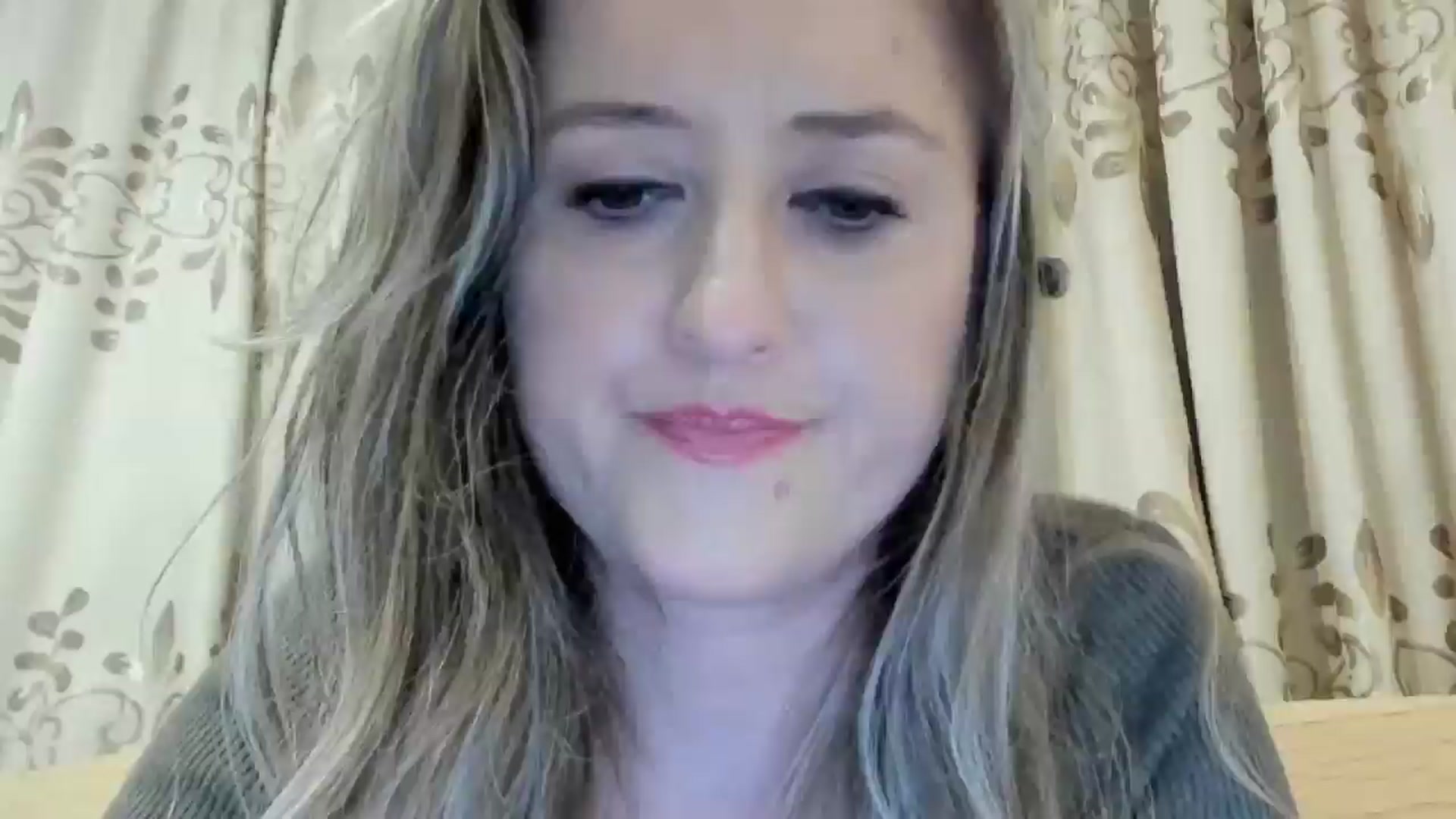 Gallery image thumbnail from BestDream's myfreecams stream on, 06/20/2024, 23:40 image 1 of 20