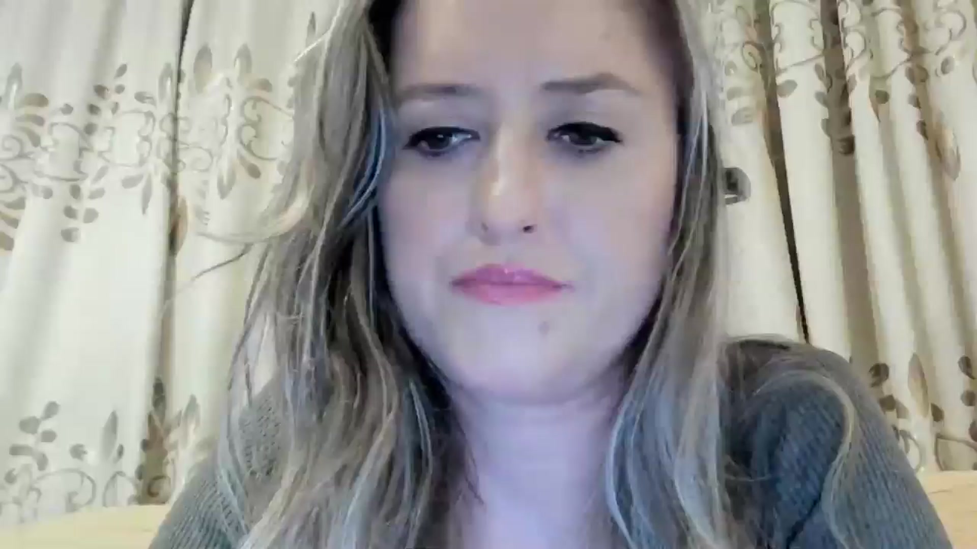 Gallery image thumbnail from BestDream's myfreecams stream on, 06/20/2024, 23:40 image 10 of 20