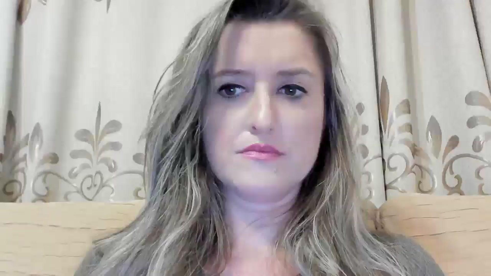 Gallery image thumbnail from BestDream's myfreecams stream on, 06/21/2024, 24:32 image 2 of 20