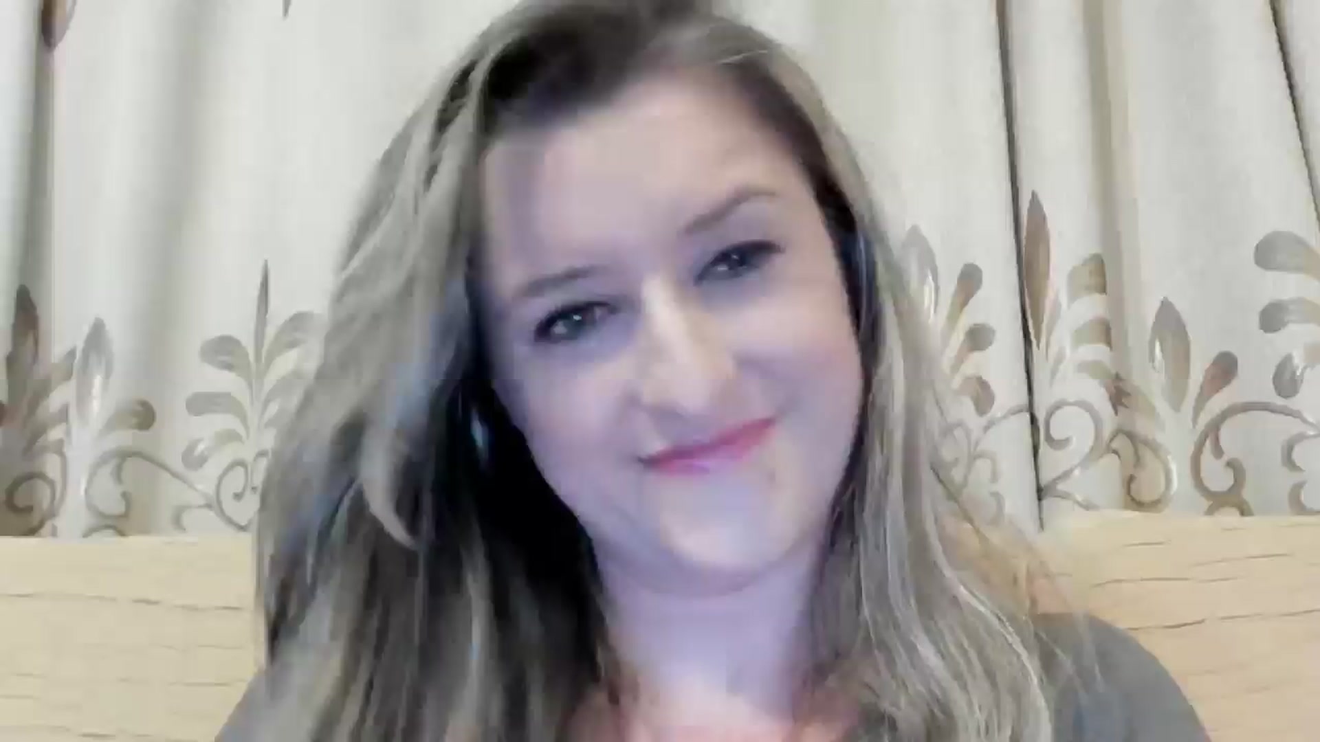 Gallery image thumbnail from BestDream's myfreecams stream on, 06/21/2024, 24:32 image 13 of 20