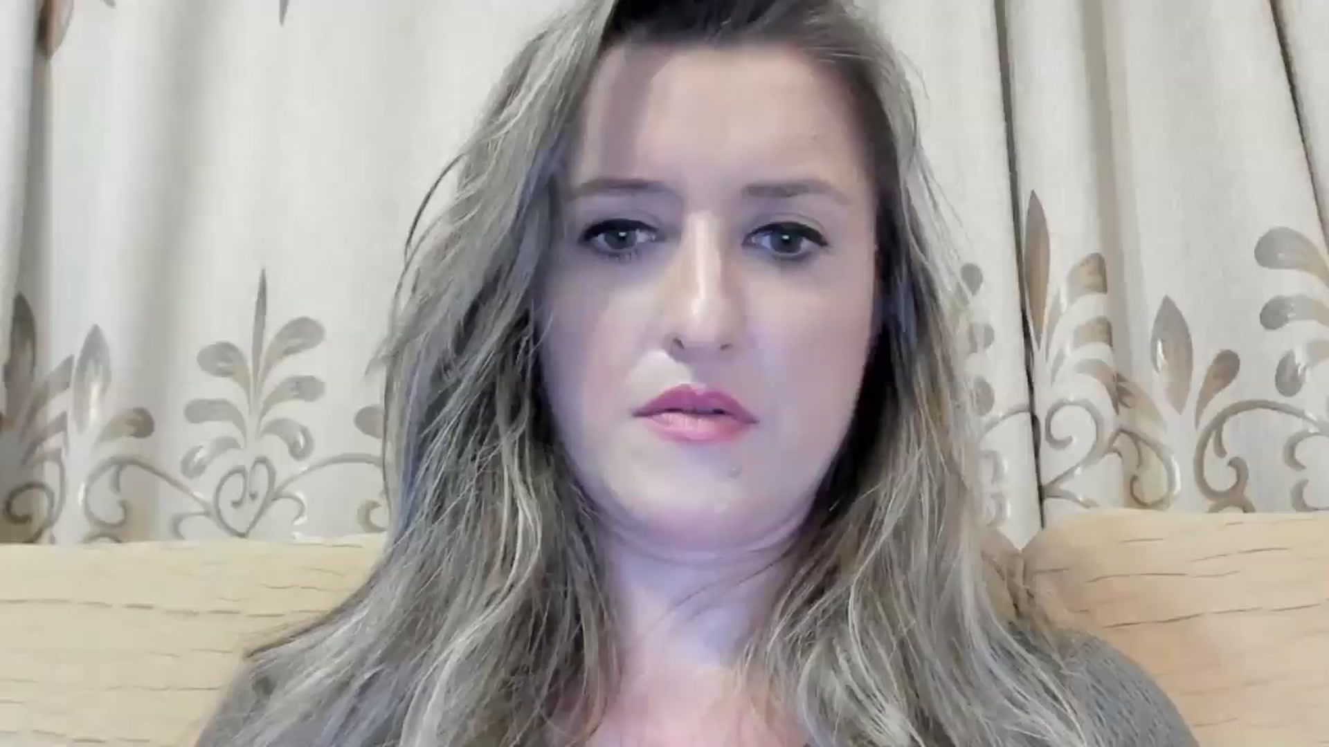 Gallery image thumbnail from BestDream's myfreecams stream on, 06/21/2024, 24:32 image 1 of 20
