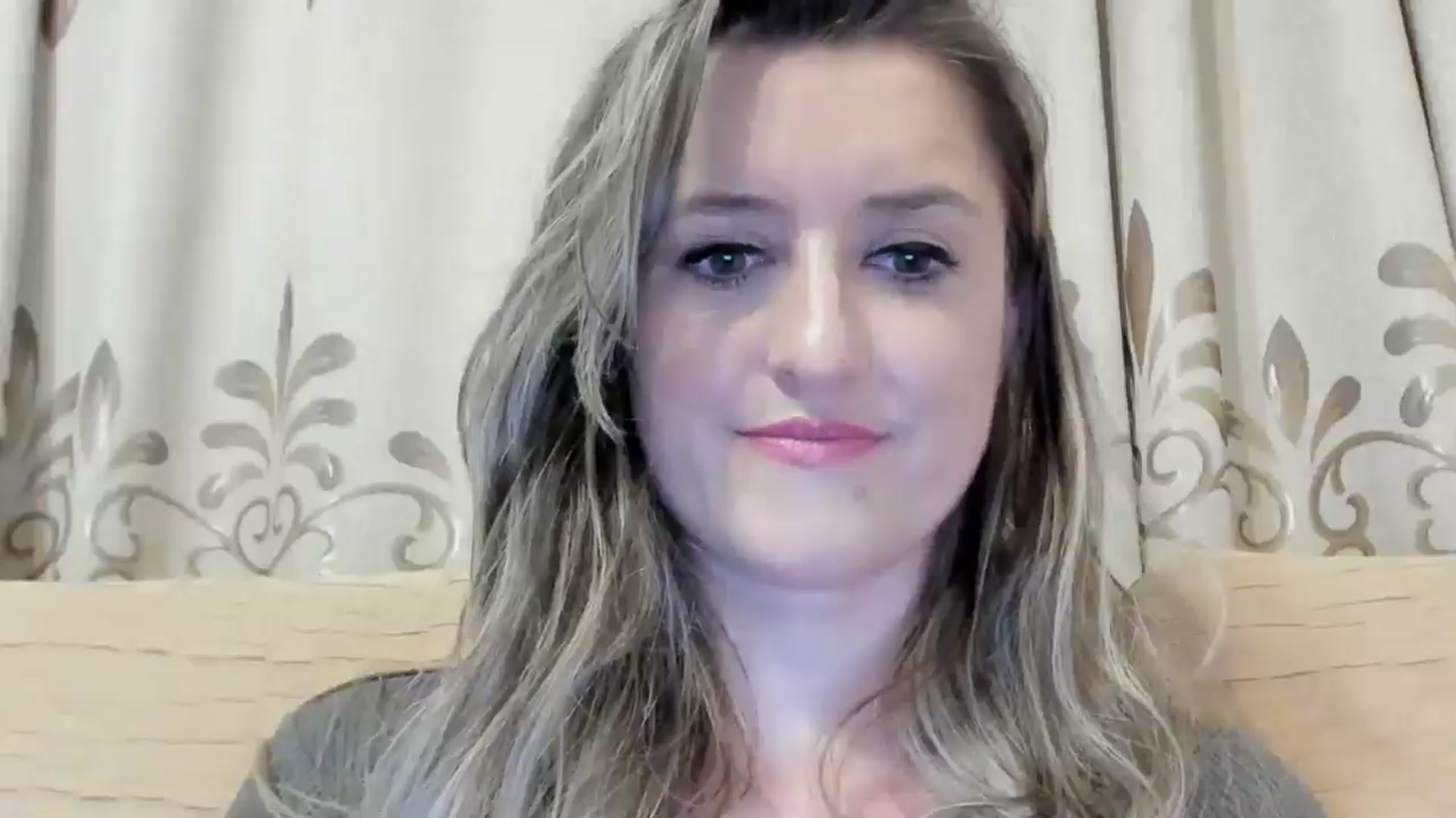 Gallery image thumbnail from BestDream's myfreecams stream on, 06/21/2024, 24:32 image 9 of 20