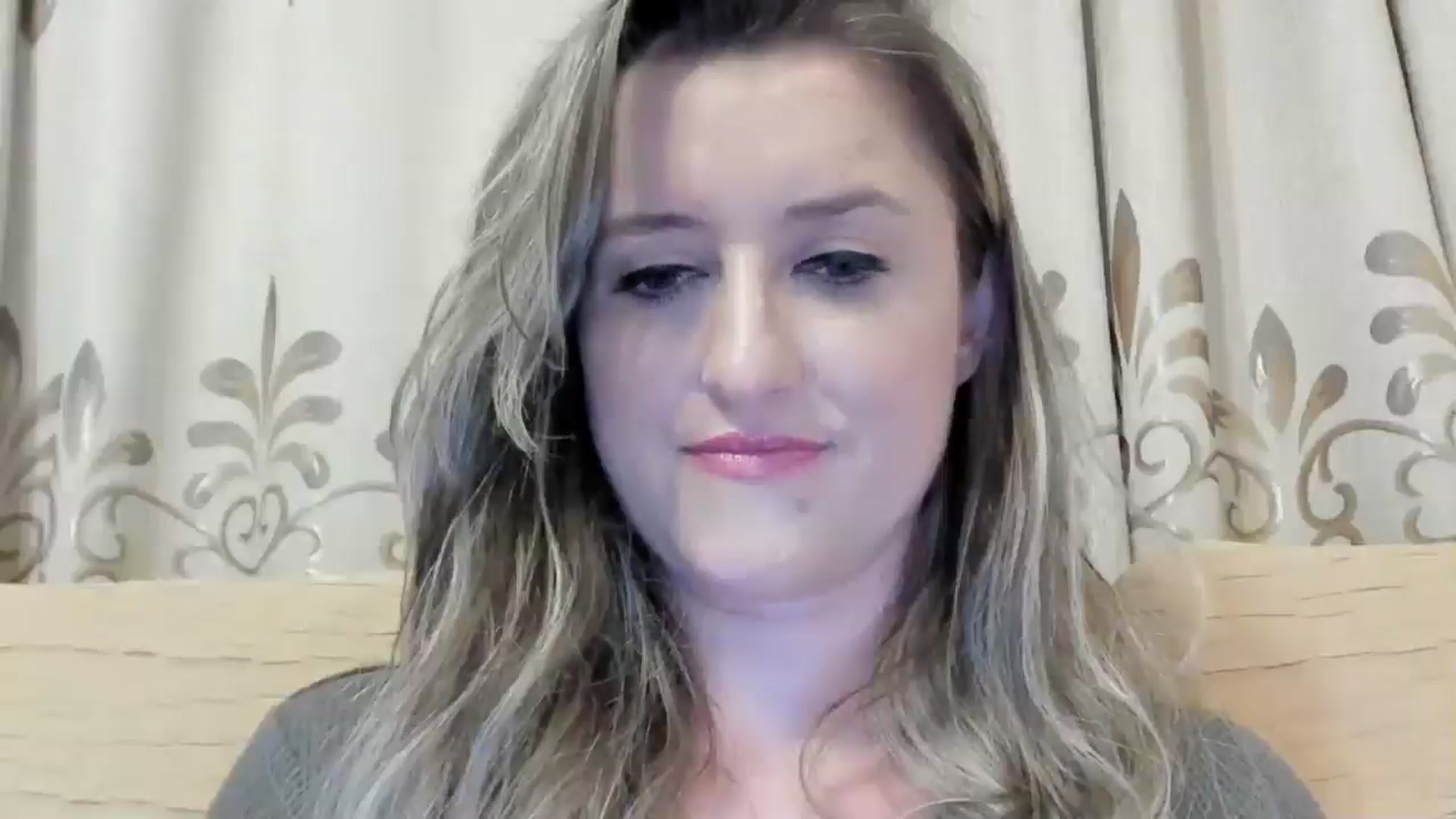 Gallery image thumbnail from BestDream's myfreecams stream on, 06/21/2024, 24:32 image 10 of 20