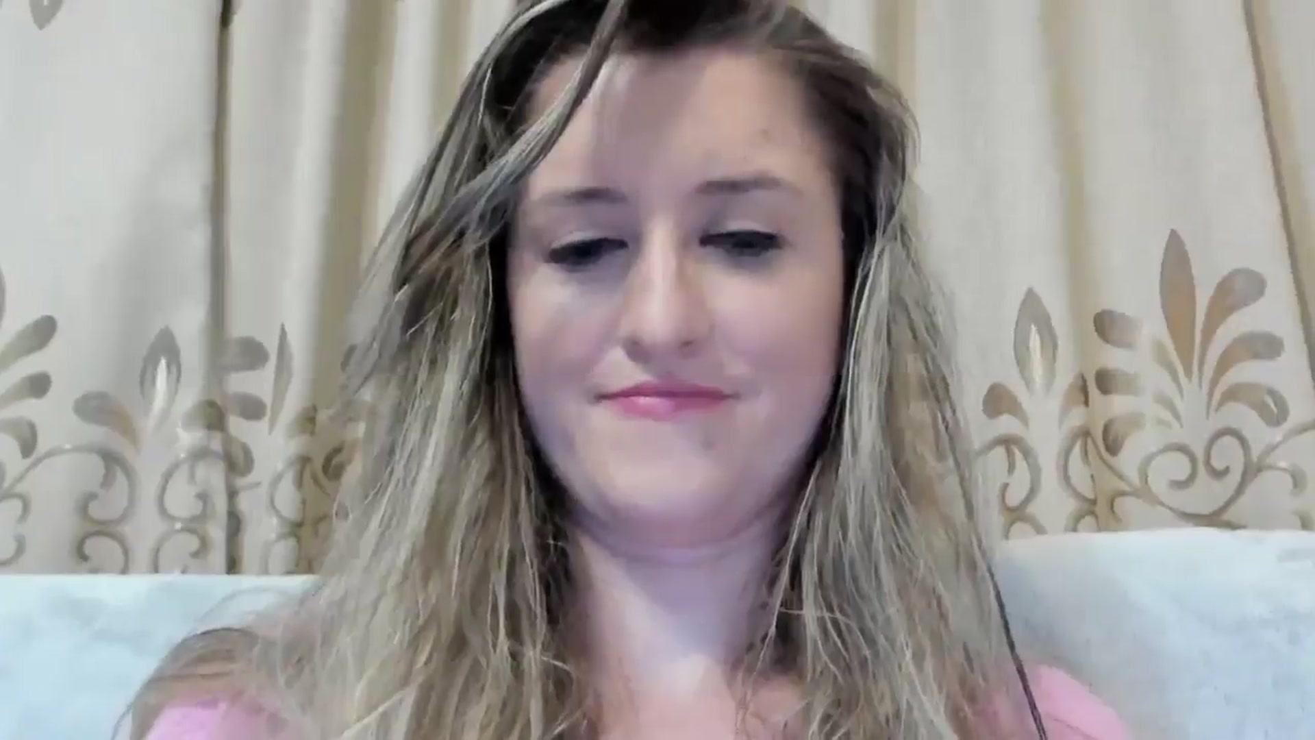 Gallery image thumbnail from BestDream's myfreecams stream on, 06/23/2024, 24:41 image 17 of 20