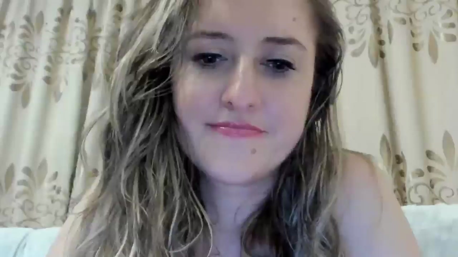 Gallery image thumbnail from BestDream's myfreecams stream on, 06/24/2024, 24:13 image 10 of 20