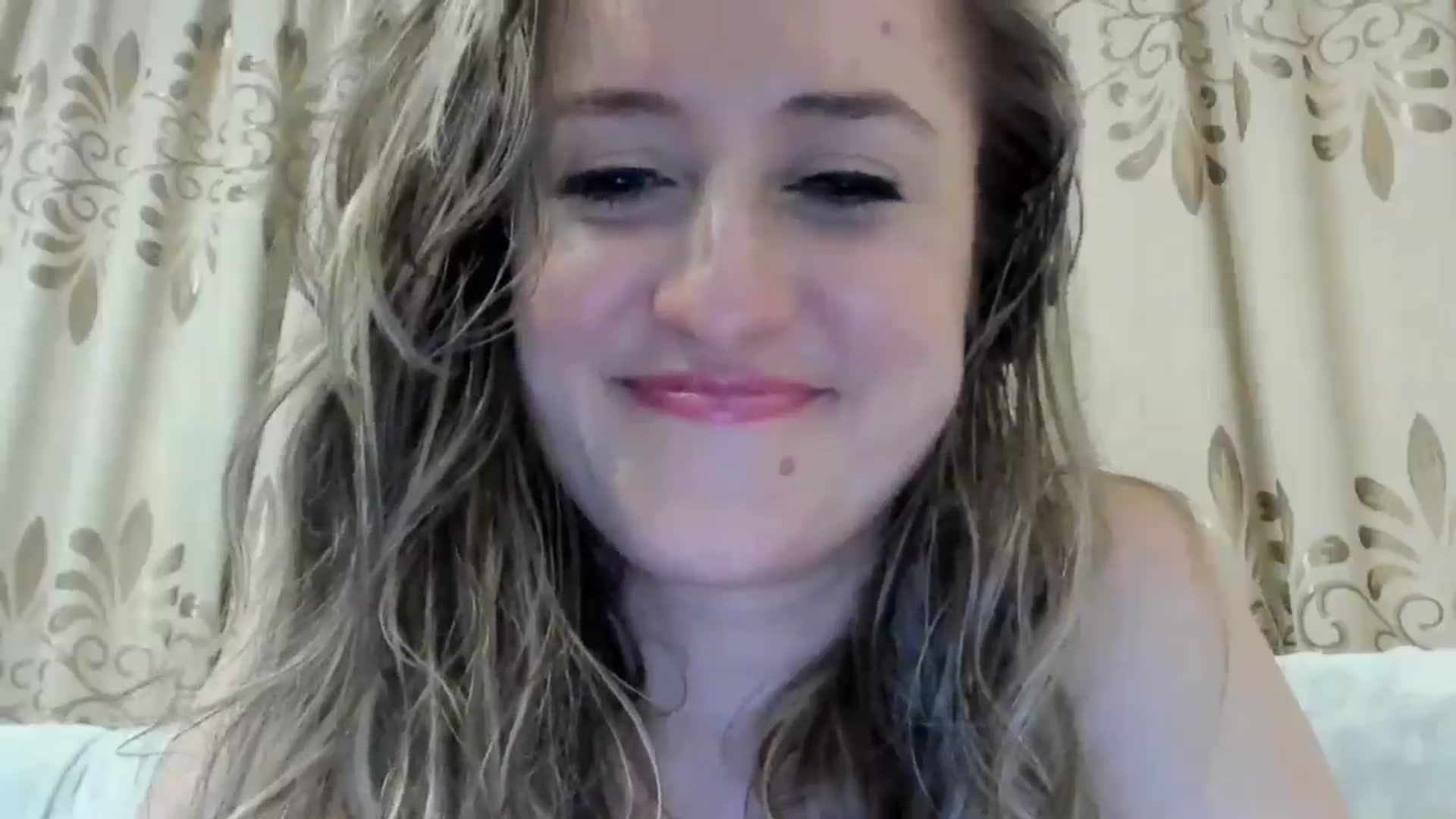 Gallery image thumbnail from BestDream's myfreecams stream on, 06/24/2024, 24:13 image 12 of 20