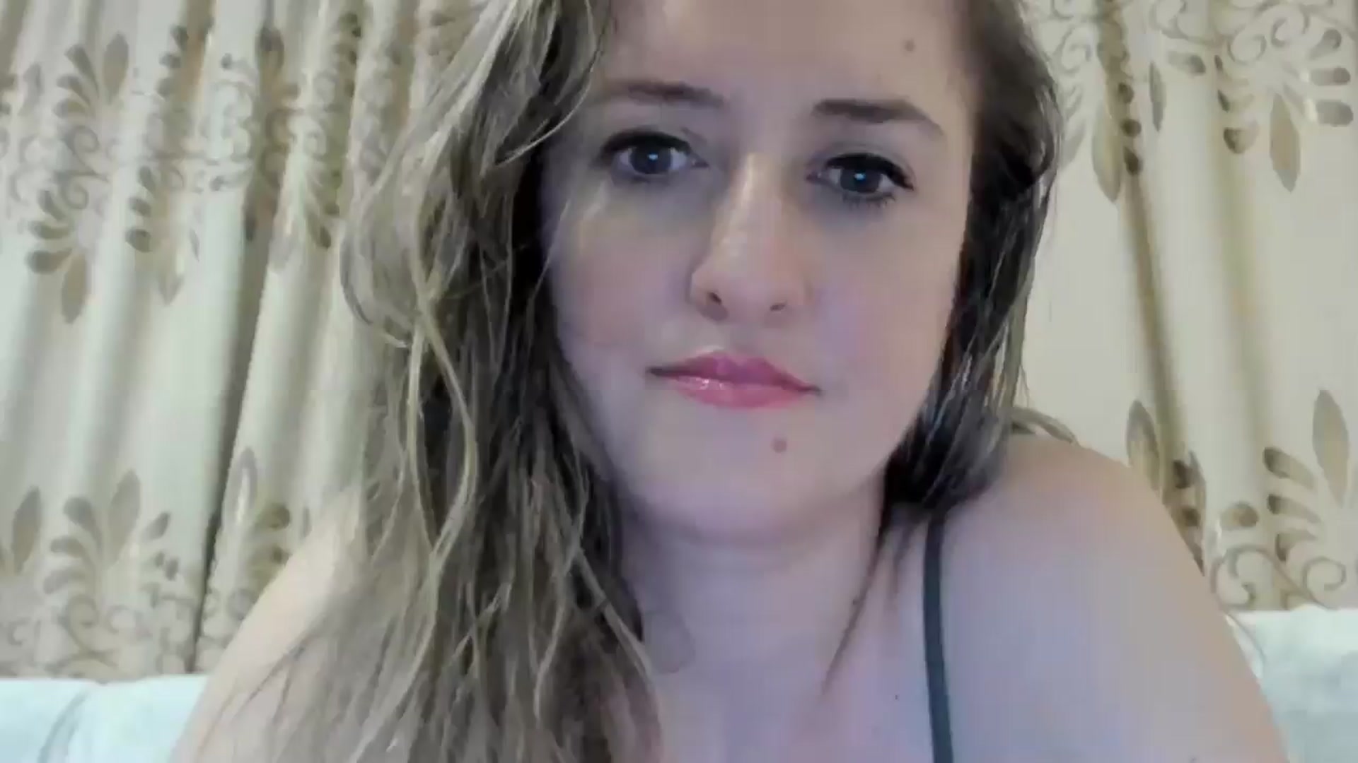 Gallery image thumbnail from BestDream's myfreecams stream on, 06/24/2024, 24:13 image 19 of 20