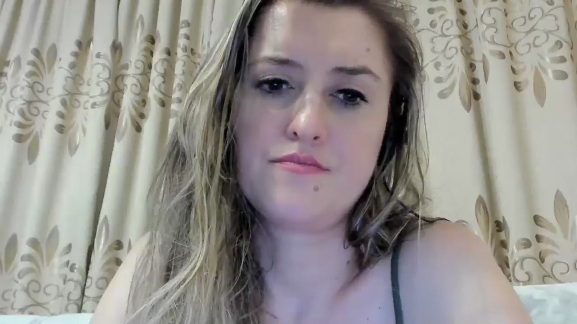 Gallery image thumbnail from BestDream's myfreecams stream on, 06/24/2024, 01:53 image 9 of 20