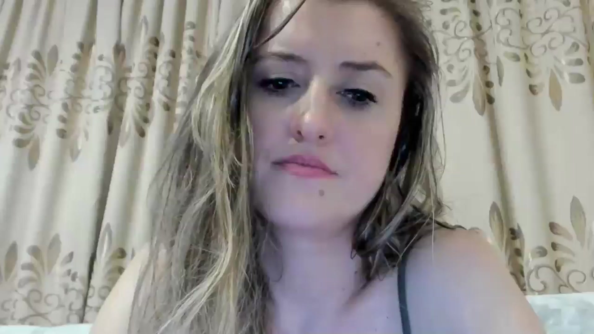Gallery image thumbnail from BestDream's myfreecams stream on, 06/24/2024, 01:53 image 15 of 20