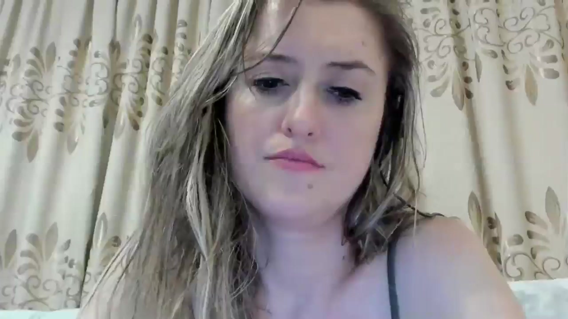 Gallery image thumbnail from BestDream's myfreecams stream on, 06/24/2024, 01:53 image 5 of 20