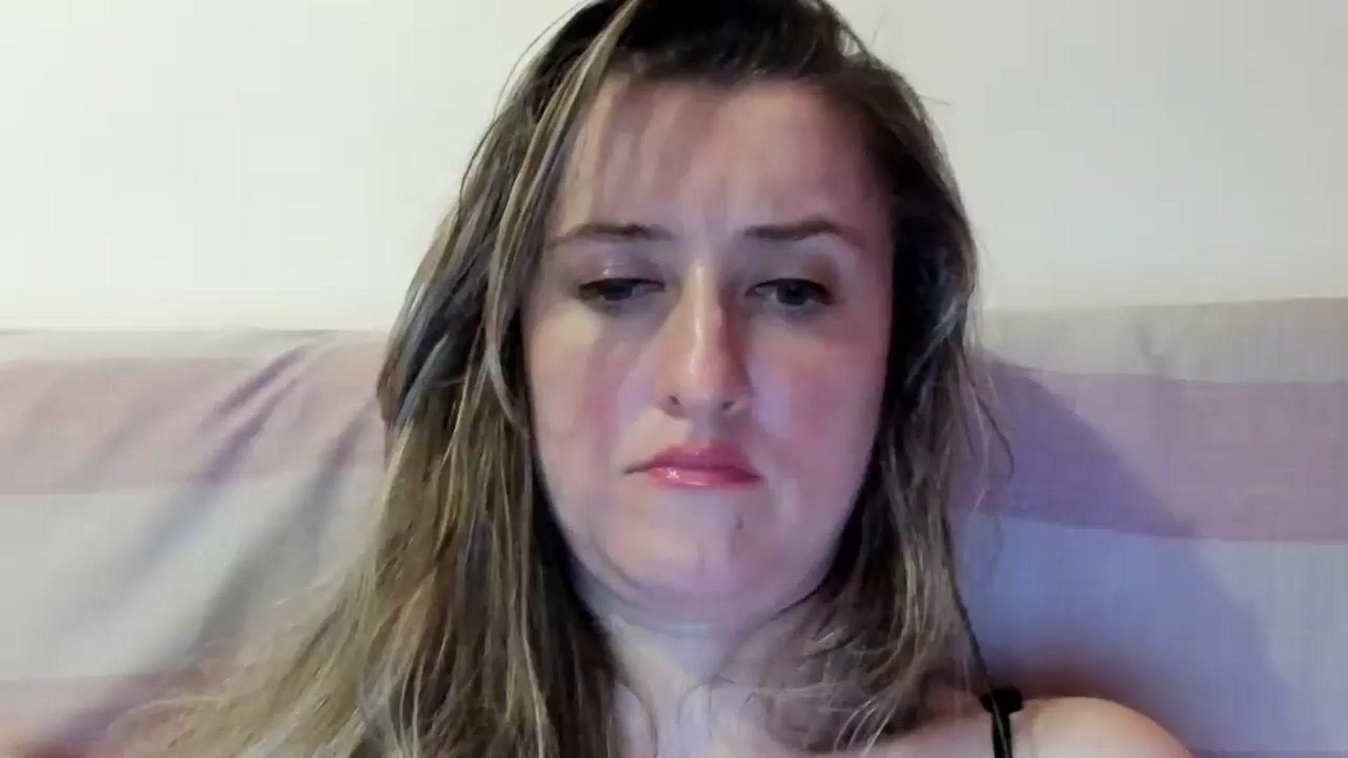Gallery image thumbnail from BestDream's myfreecams stream on, 07/03/2024, 23:41 image 4 of 20