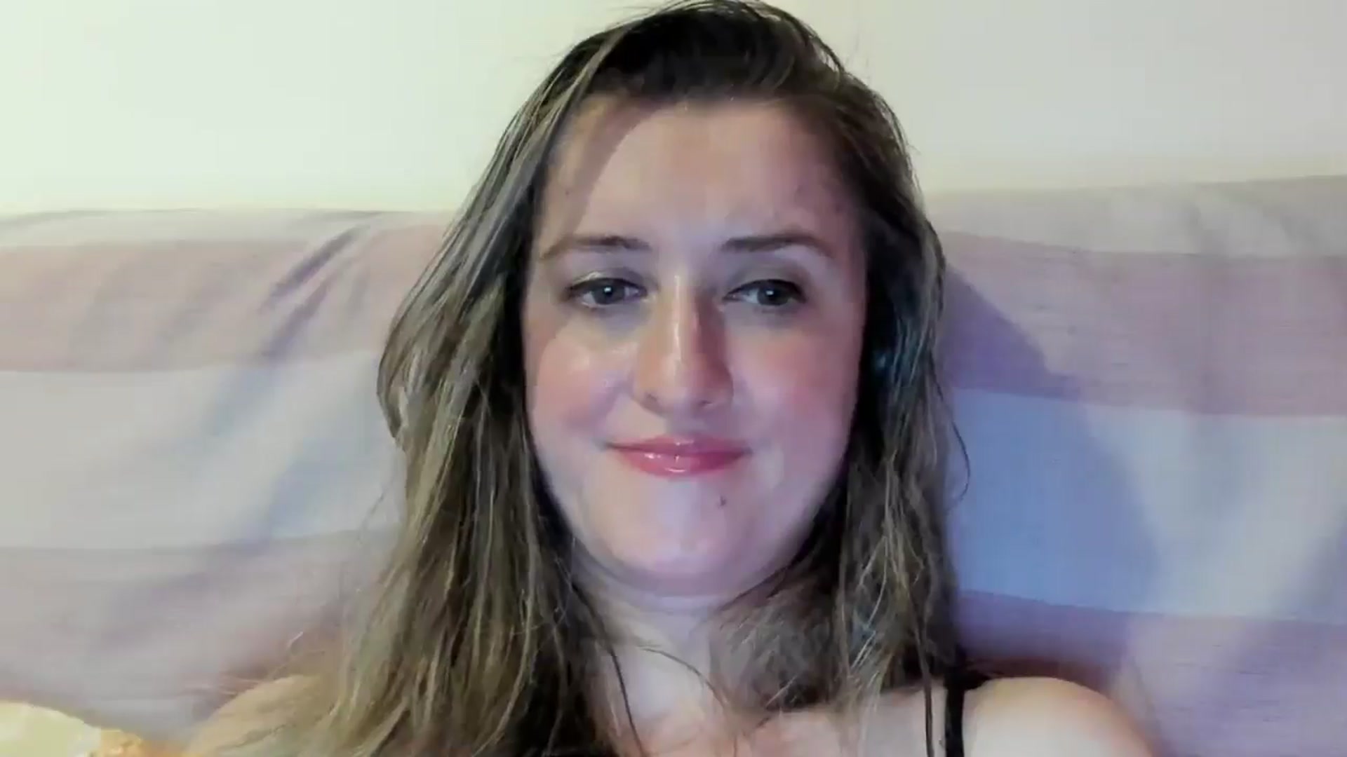 Gallery image thumbnail from BestDream's myfreecams stream on, 07/04/2024, 24:00 image 10 of 20