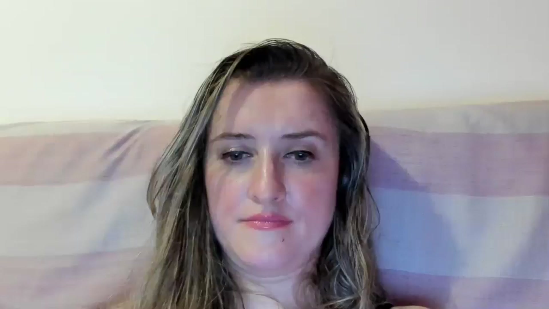 Gallery image thumbnail from BestDream's myfreecams stream on, 07/04/2024, 24:00 image 19 of 20