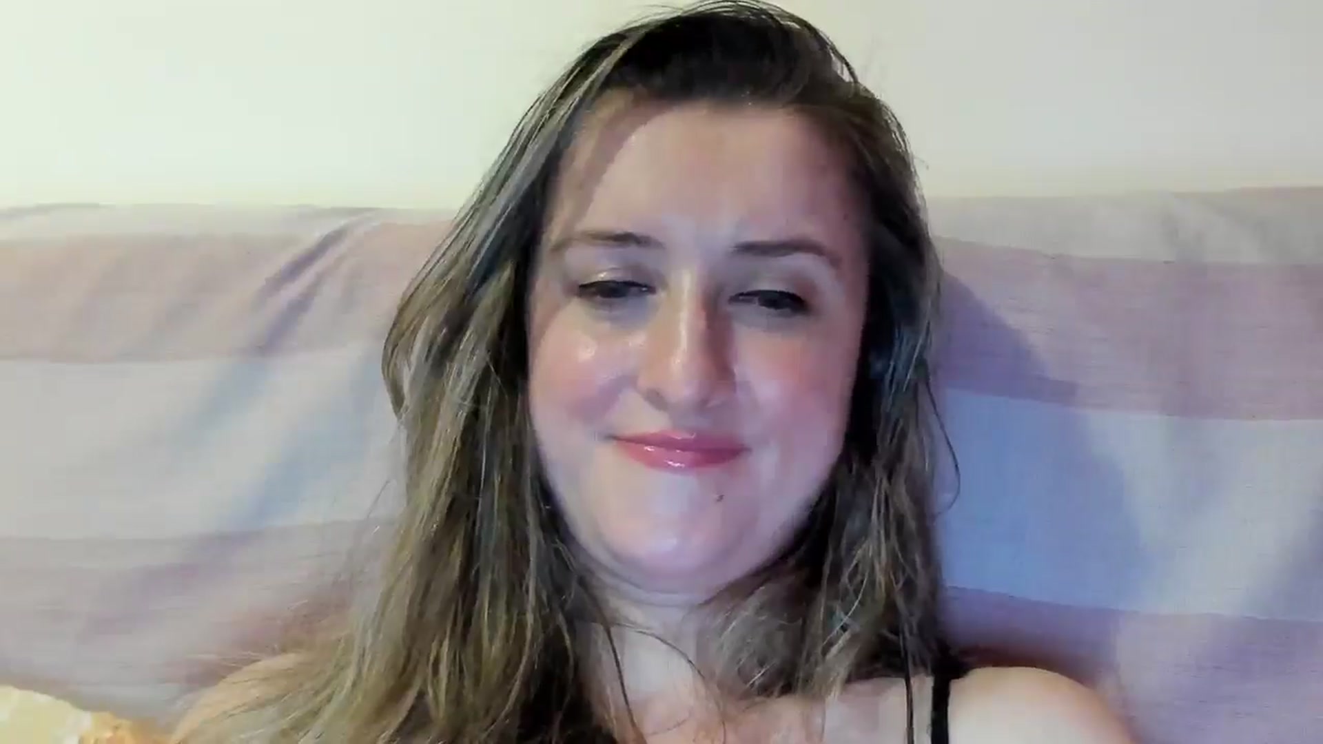 Gallery image thumbnail from BestDream's myfreecams stream on, 07/04/2024, 24:00 image 7 of 20