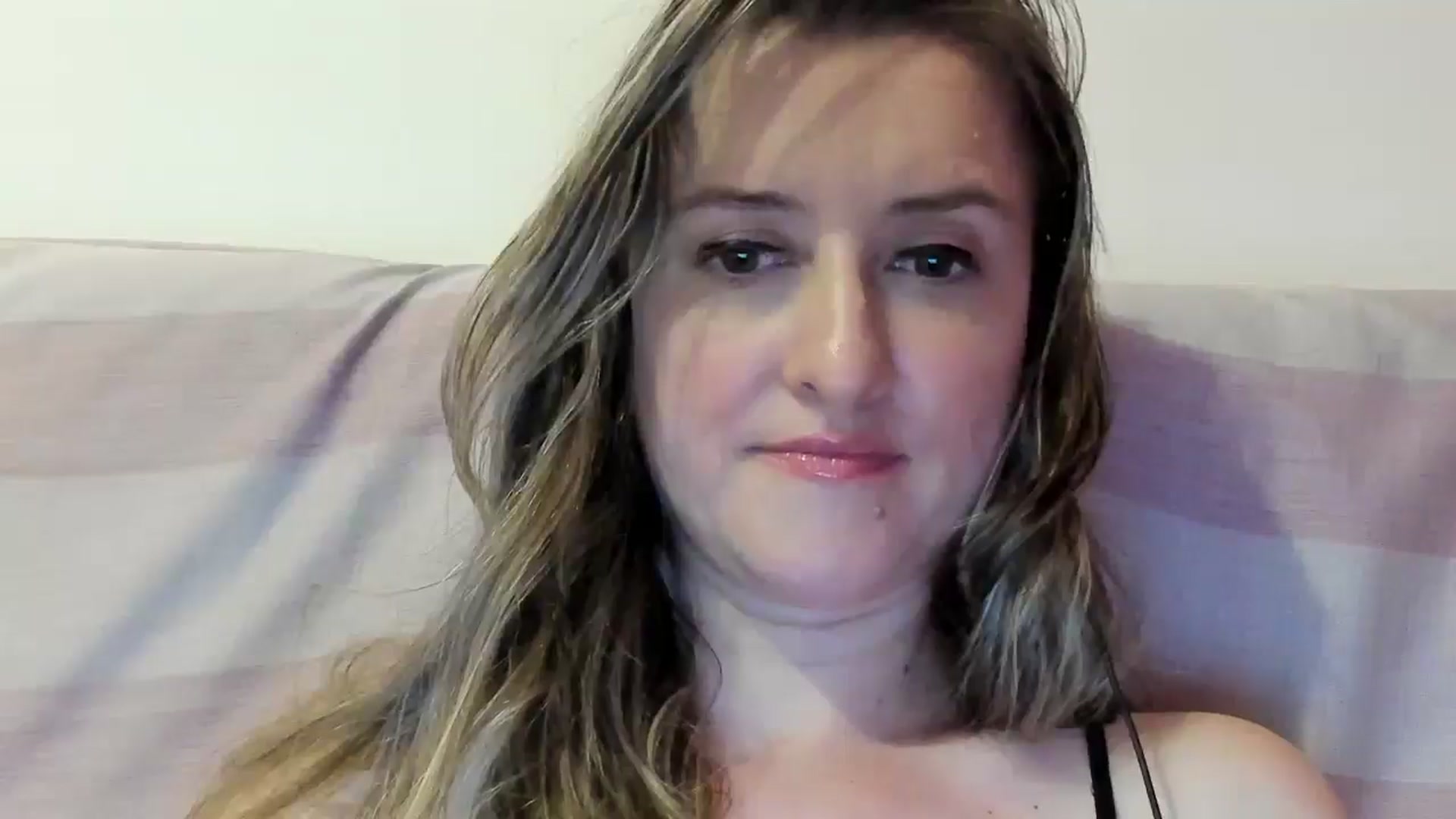 Gallery image thumbnail from BestDream's myfreecams stream on, 07/04/2024, 23:06 image 2 of 20