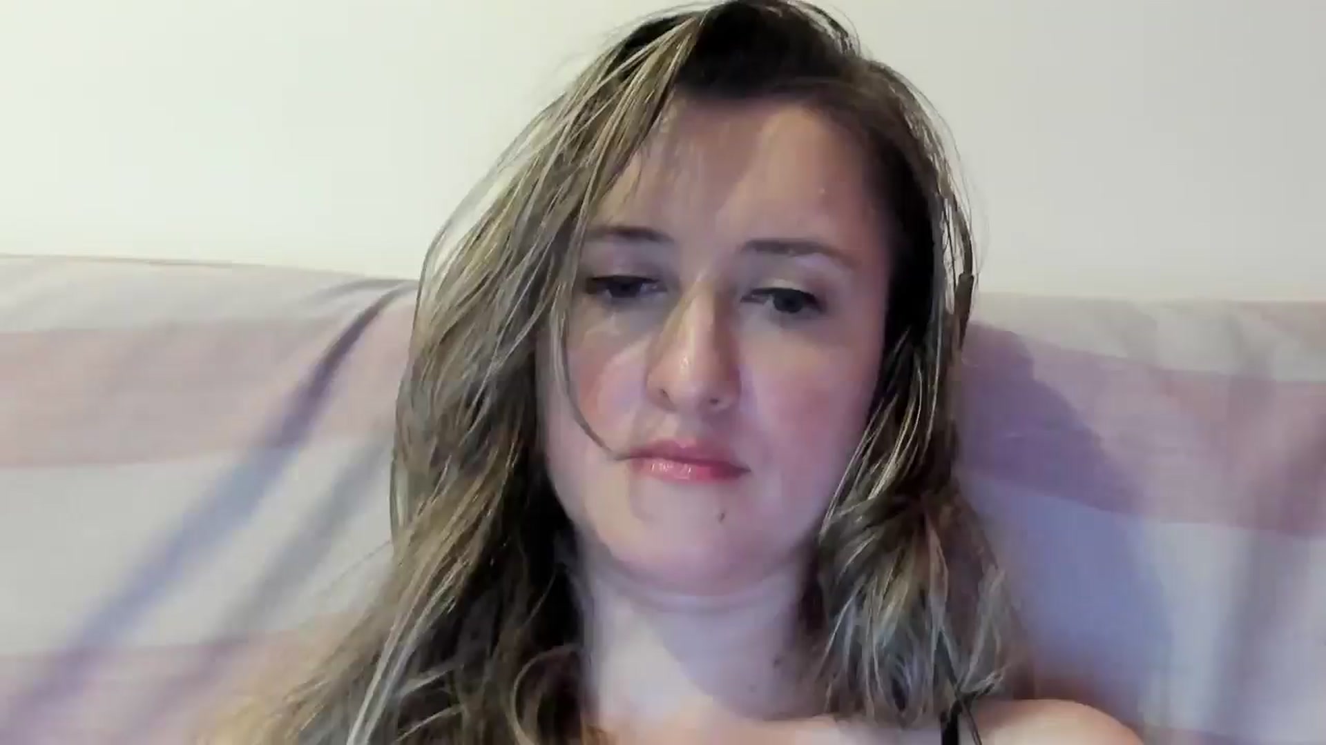 Gallery image thumbnail from BestDream's myfreecams stream on, 07/04/2024, 23:34 image 4 of 20