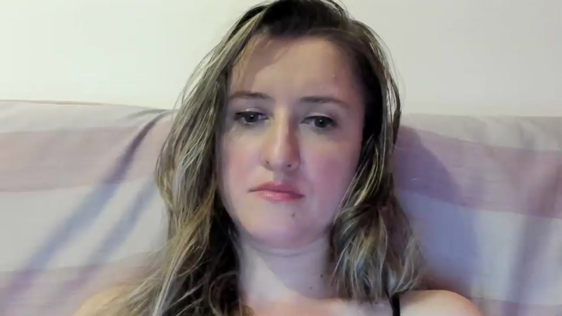 Gallery image thumbnail from BestDream's myfreecams stream on, 07/04/2024, 23:34 image 5 of 20