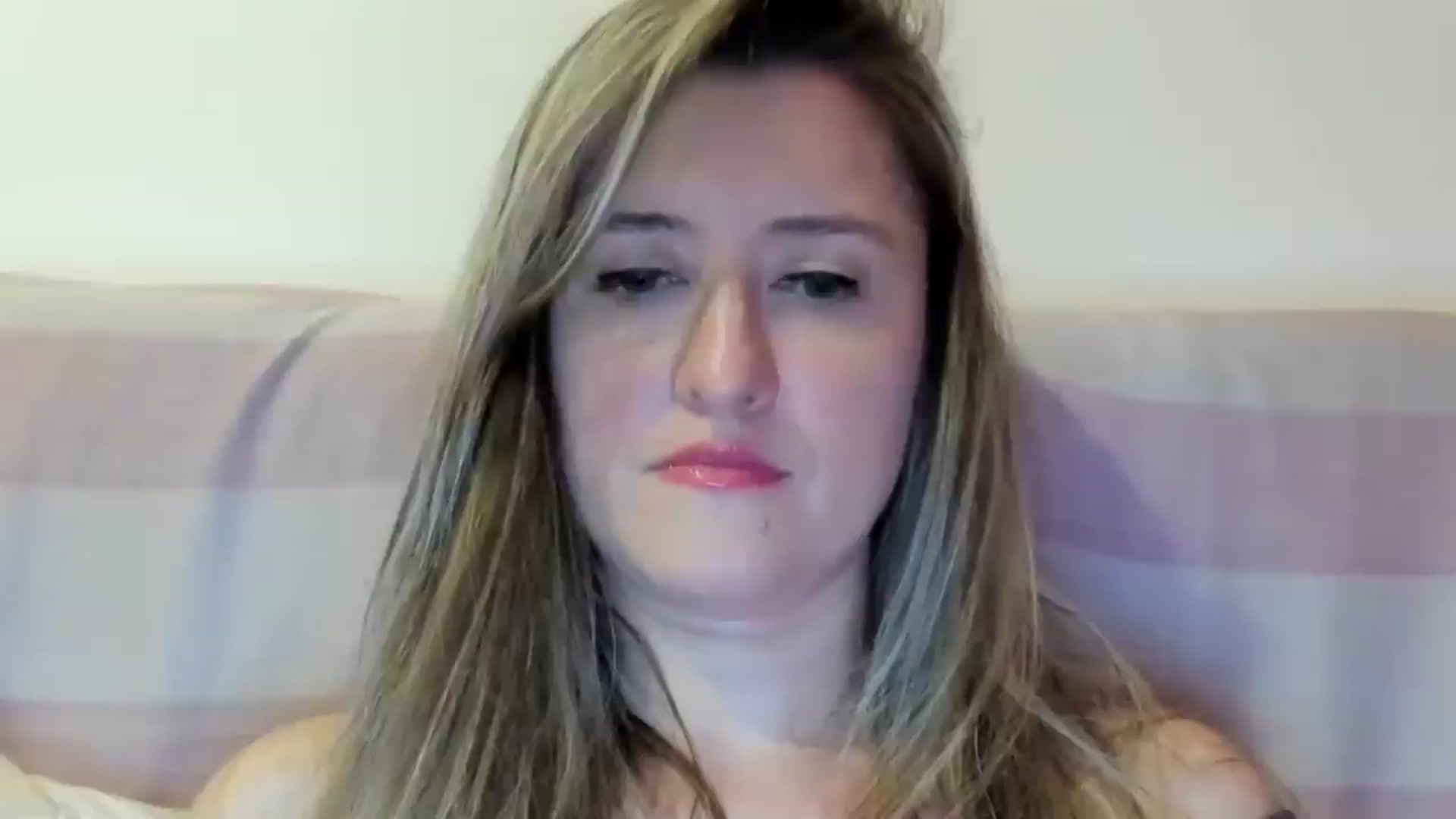Gallery image thumbnail from BestDream's myfreecams stream on, 07/05/2024, 22:44 image 11 of 20