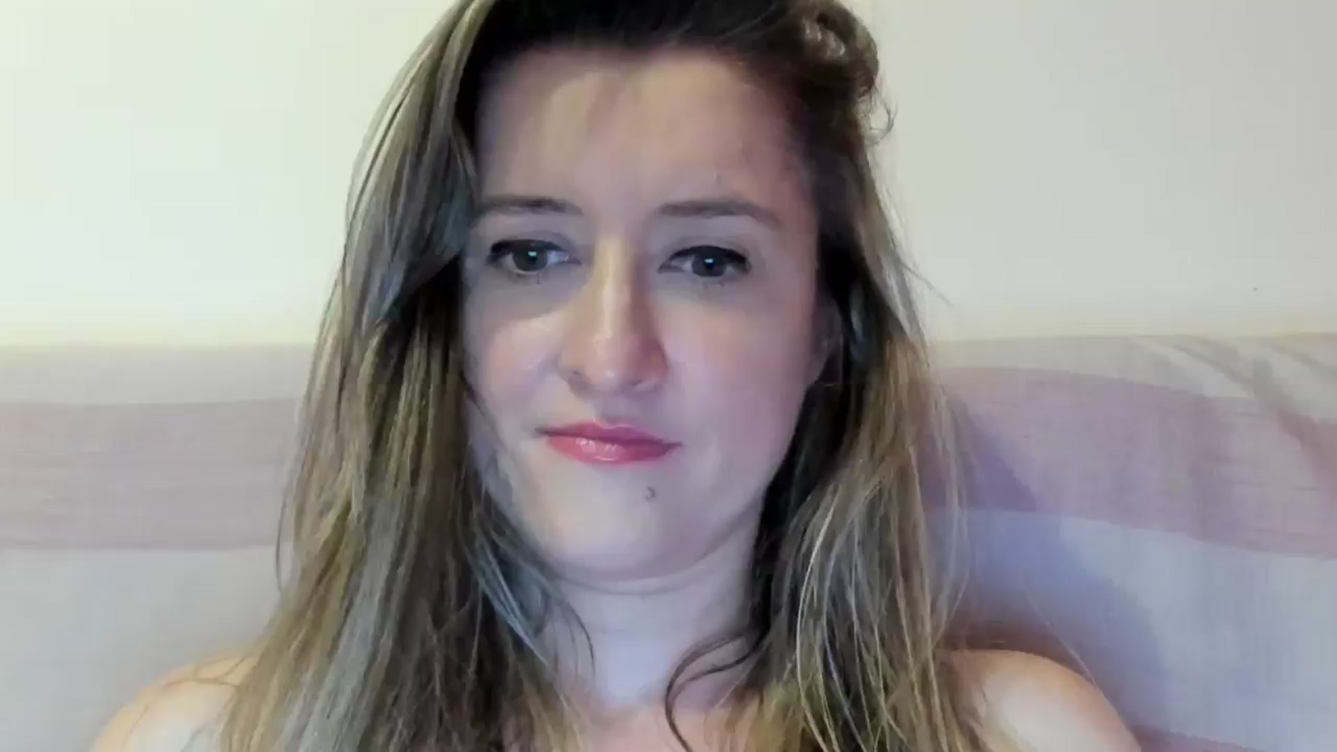 Gallery image thumbnail from BestDream's myfreecams stream on, 07/05/2024, 23:50 image 6 of 20