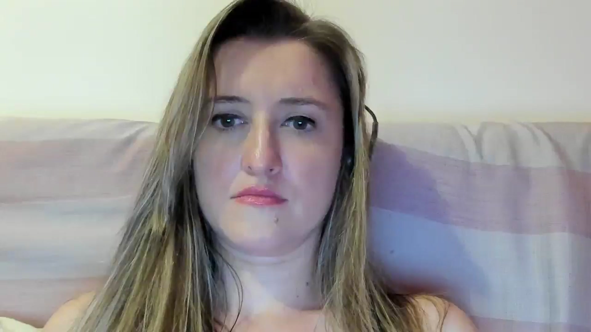 Gallery image thumbnail from BestDream's myfreecams stream on, 07/06/2024, 01:38 image 3 of 20