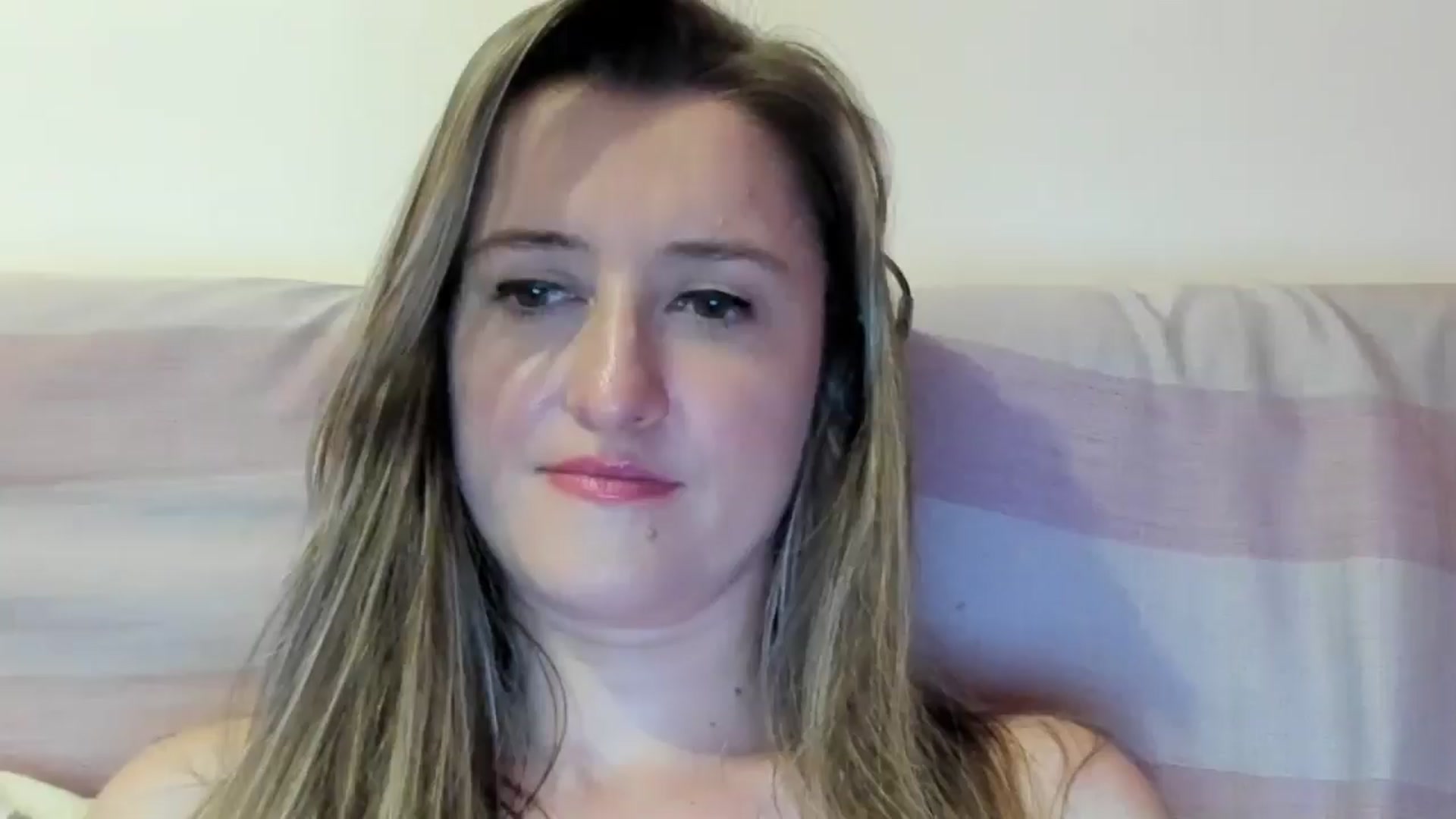 Gallery image thumbnail from BestDream's myfreecams stream on, 07/06/2024, 01:38 image 11 of 20