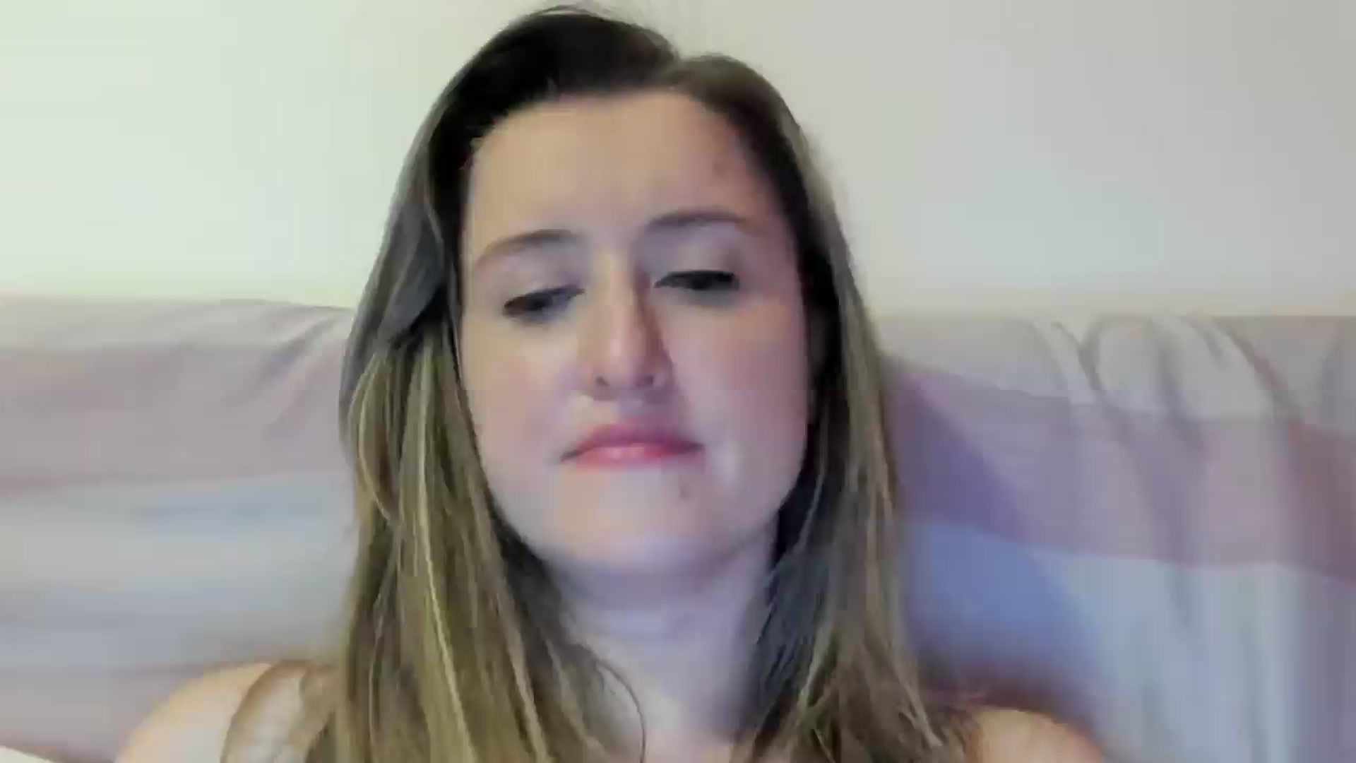Gallery image thumbnail from BestDream's myfreecams stream on, 07/06/2024, 01:38 image 18 of 20