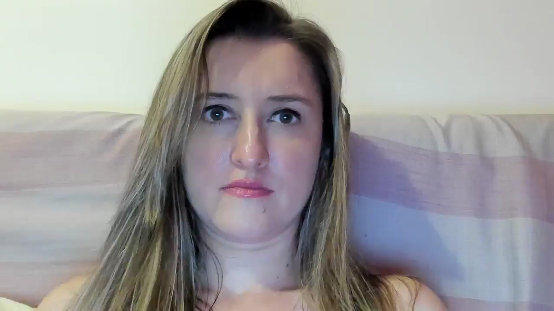 Gallery image thumbnail from BestDream's myfreecams stream on, 07/06/2024, 01:38 image 5 of 20