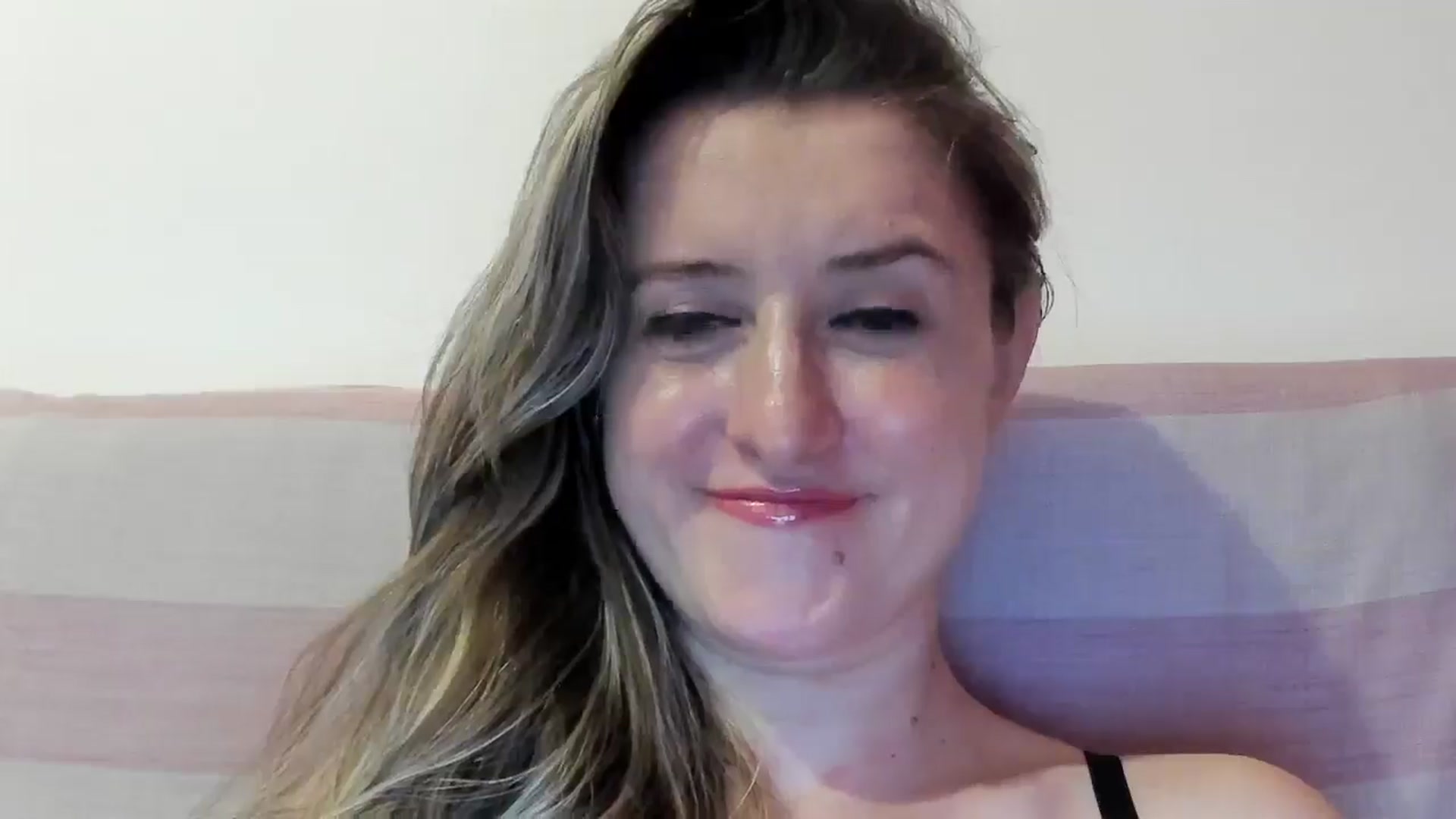 Gallery image thumbnail from BestDream's myfreecams stream on, 07/06/2024, 21:14 image 4 of 20