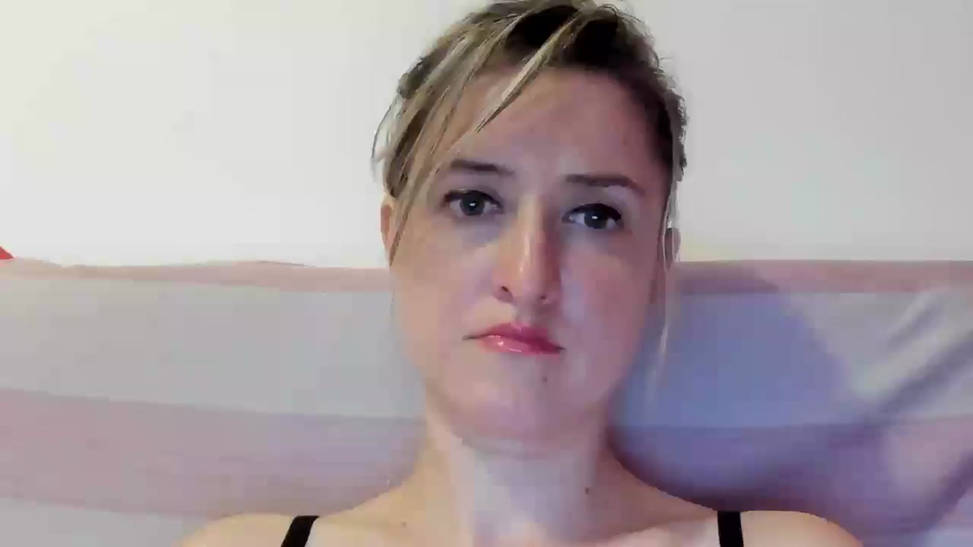 Gallery image thumbnail from BestDream's myfreecams stream on, 07/06/2024, 22:09 image 20 of 20