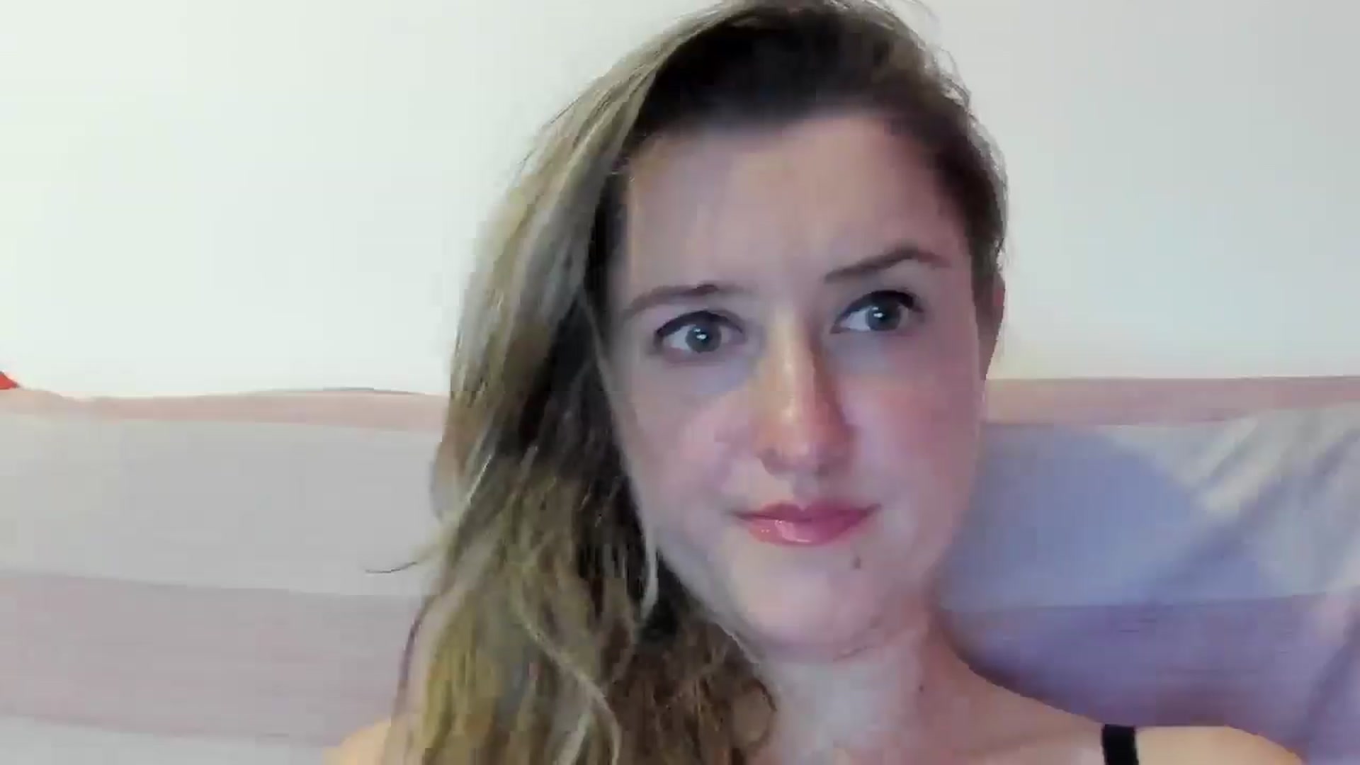 Gallery image thumbnail from BestDream's myfreecams stream on, 07/06/2024, 23:01 image 8 of 20