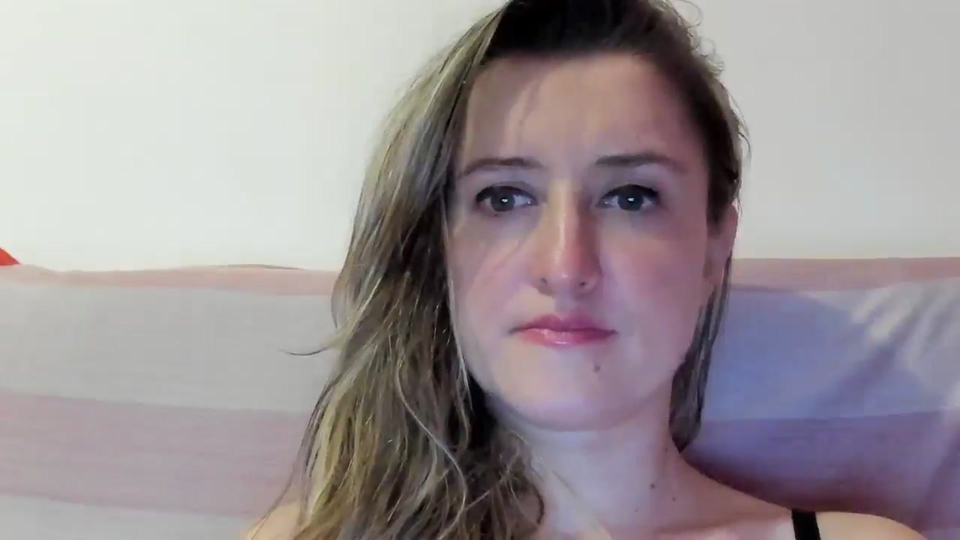 Gallery image thumbnail from BestDream's myfreecams stream on, 07/06/2024, 23:01 image 11 of 20