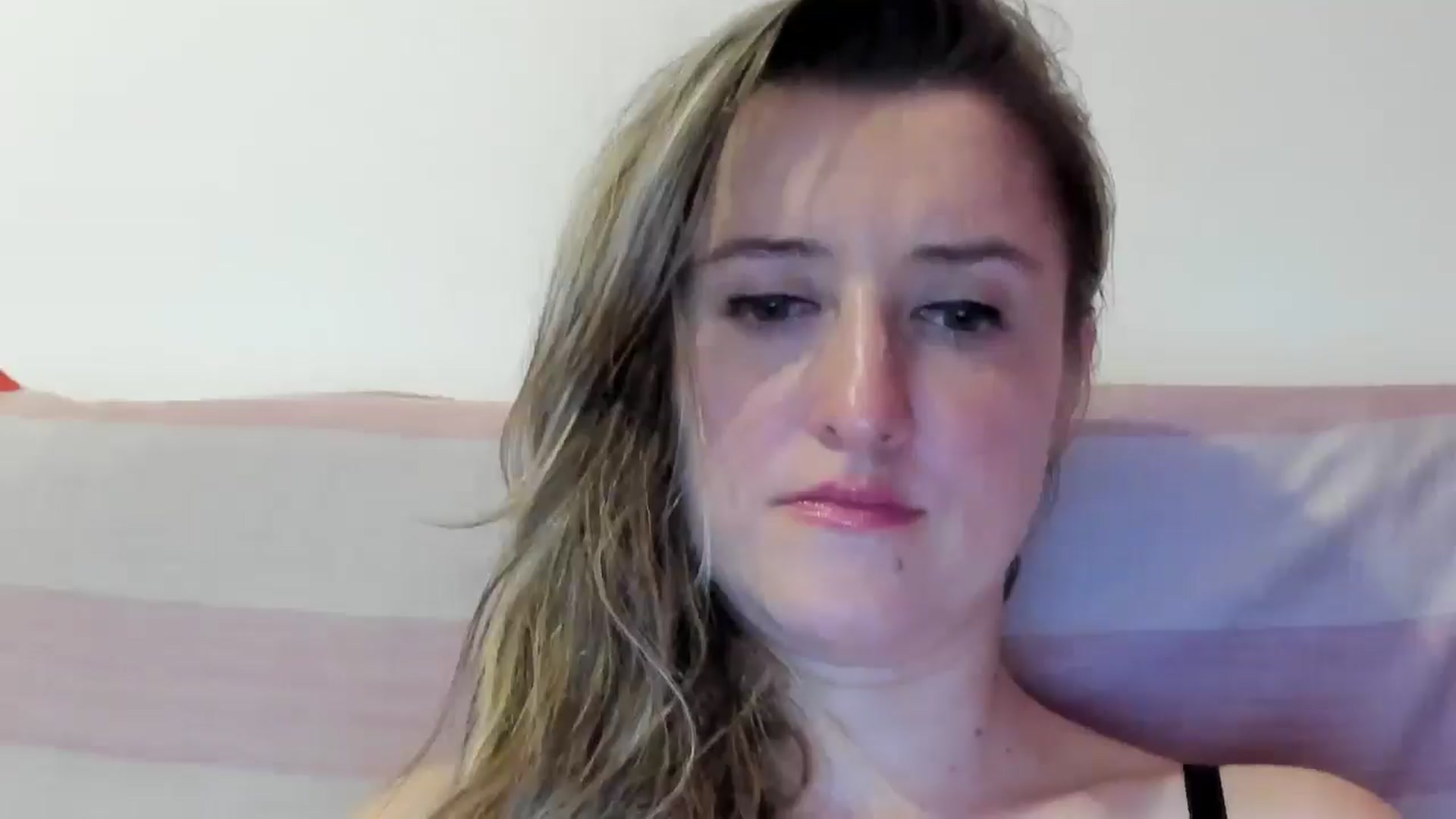 Gallery image thumbnail from BestDream's myfreecams stream on, 07/06/2024, 23:01 image 10 of 20