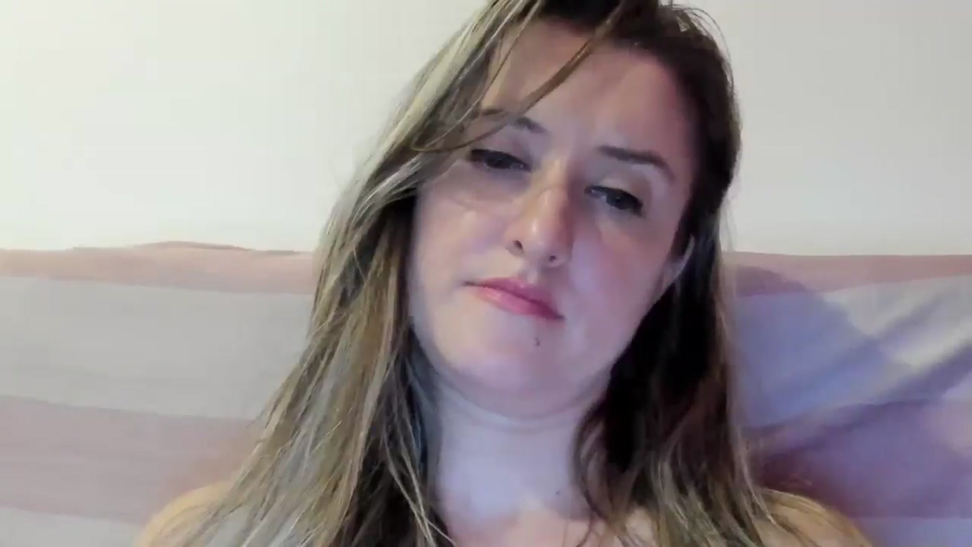 Gallery image thumbnail from BestDream's myfreecams stream on, 07/07/2024, 24:13 image 8 of 20