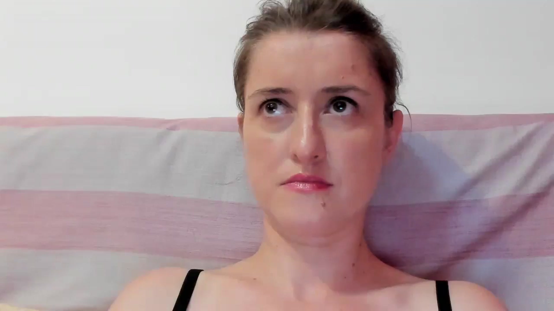 Gallery image thumbnail from BestDream's myfreecams stream on, 07/07/2024, 20:28 image 16 of 20