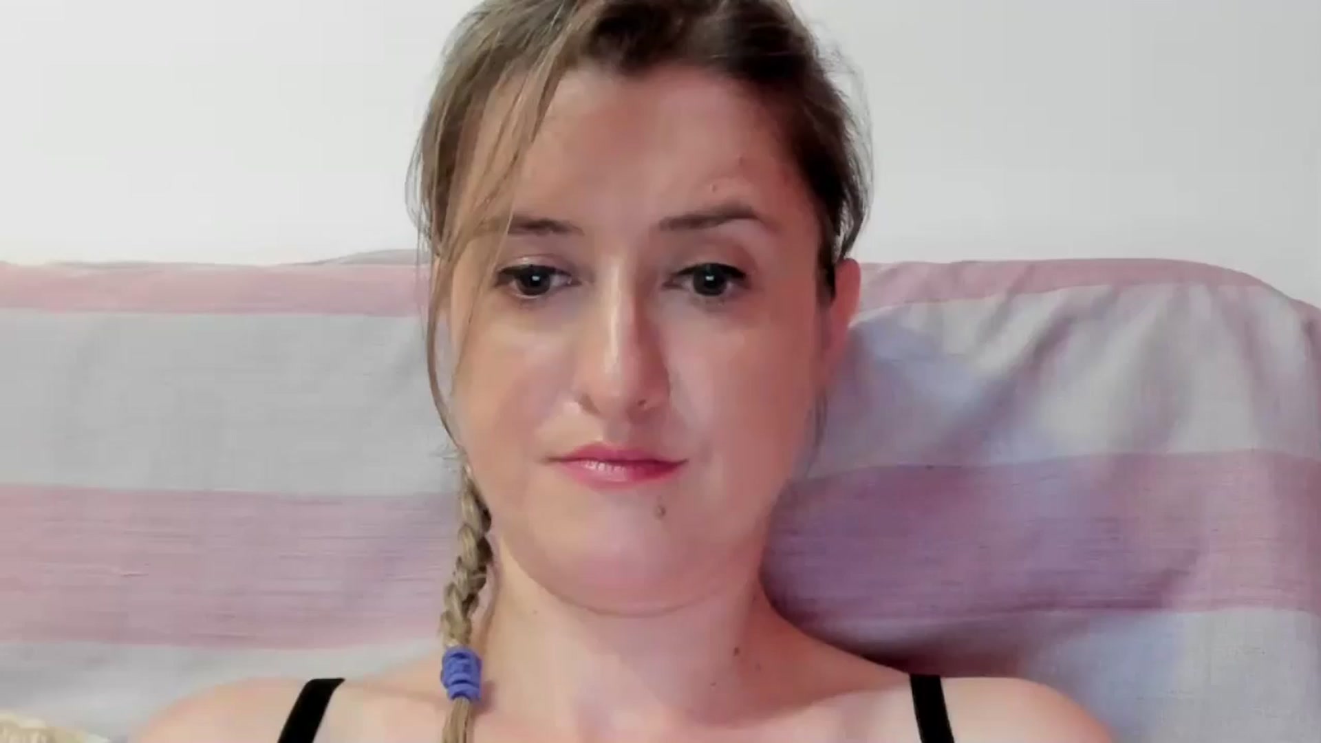 Gallery image thumbnail from BestDream's myfreecams stream on, 07/07/2024, 22:49 image 17 of 20
