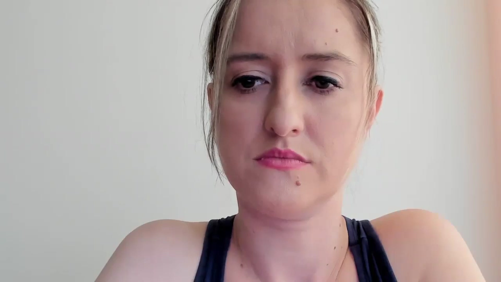 Gallery image thumbnail from BestDream's myfreecams stream on, 07/09/2024, 10:30 image 13 of 20