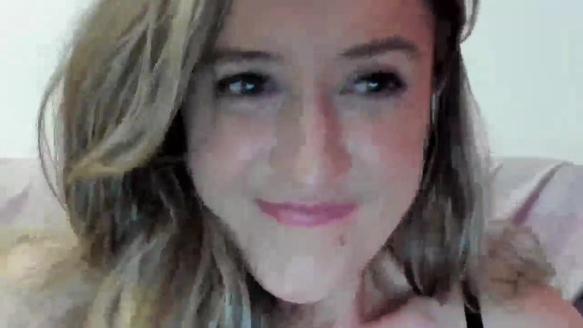 Gallery image thumbnail from BestDream's myfreecams stream on, 07/09/2024, 21:11 image 18 of 20