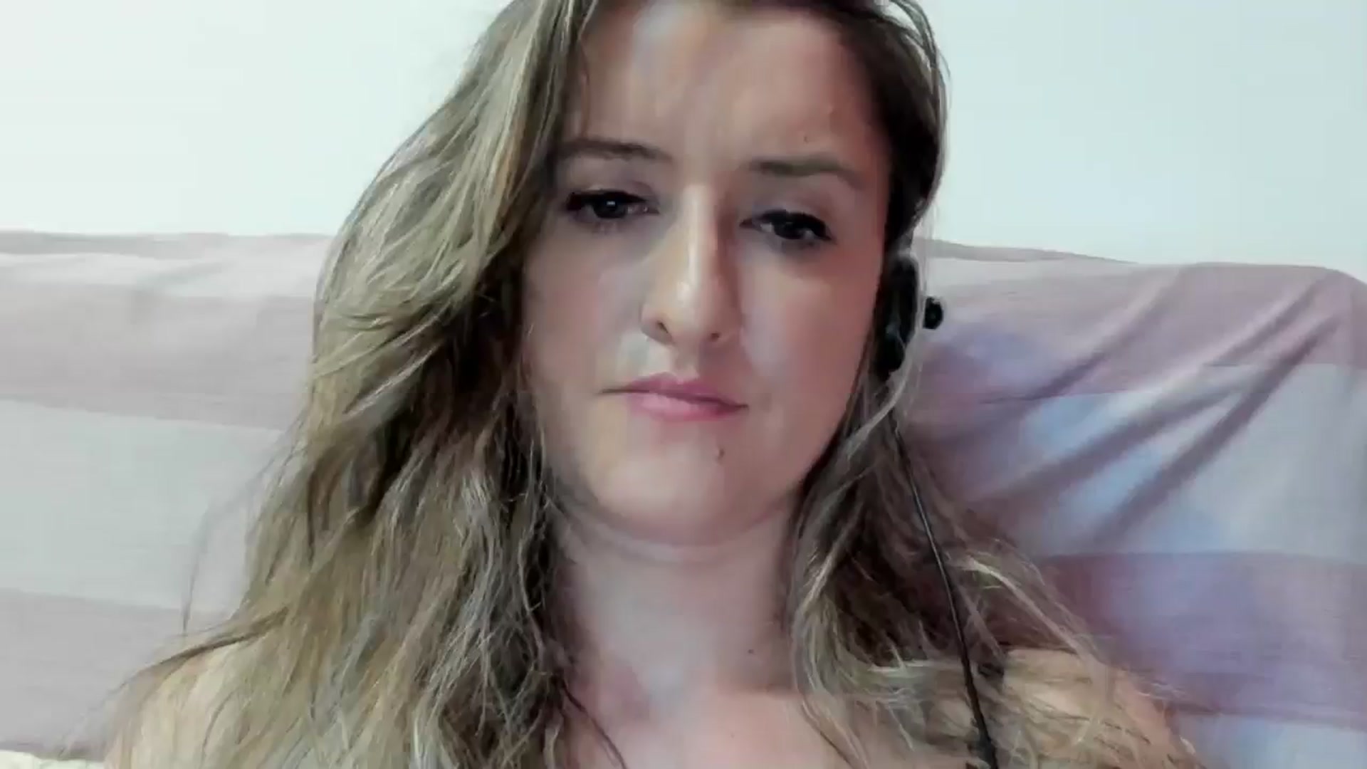 Gallery image thumbnail from BestDream's myfreecams stream on, 07/09/2024, 23:09 image 17 of 20