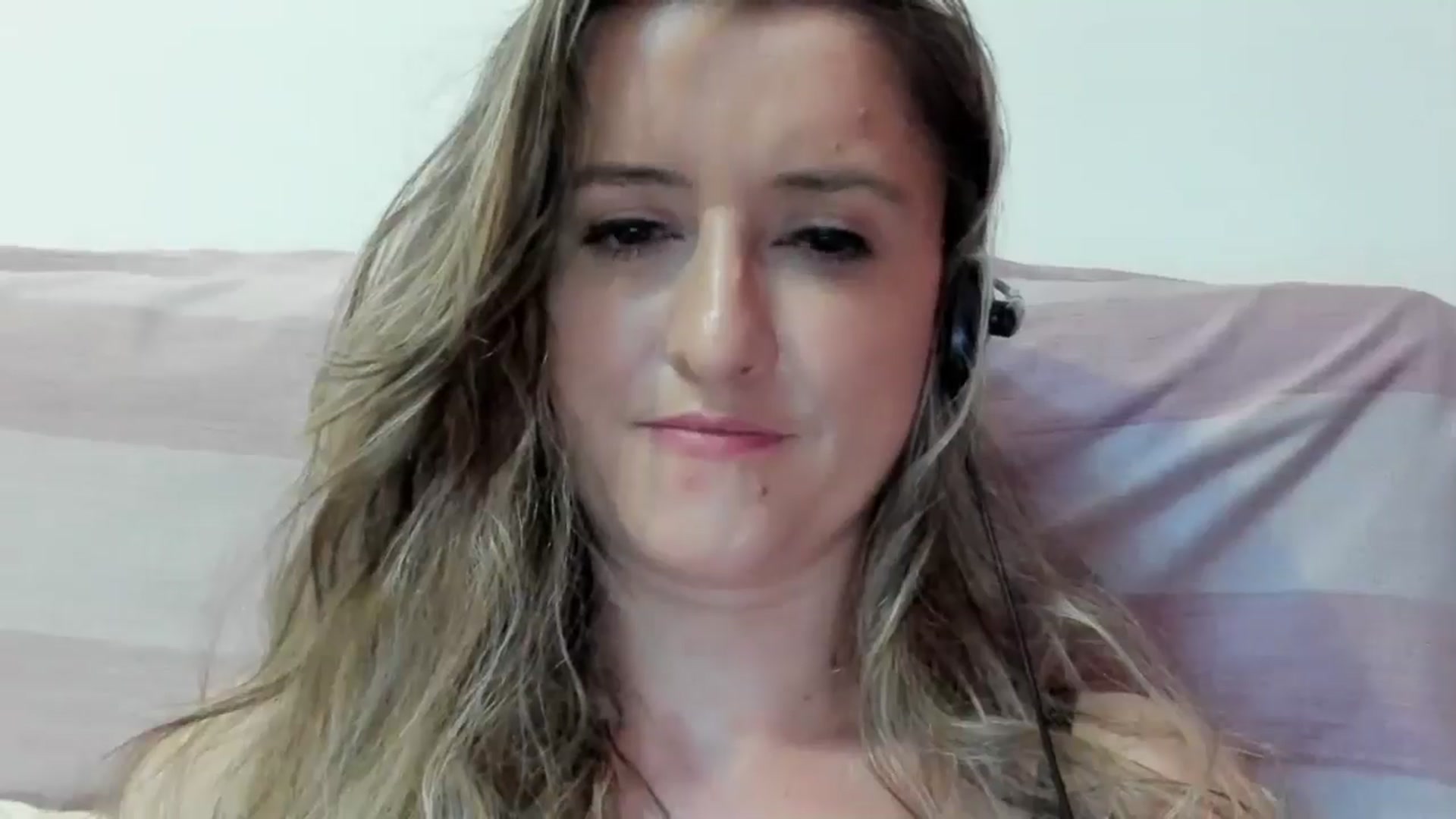 Gallery image thumbnail from BestDream's myfreecams stream on, 07/09/2024, 23:09 image 12 of 20