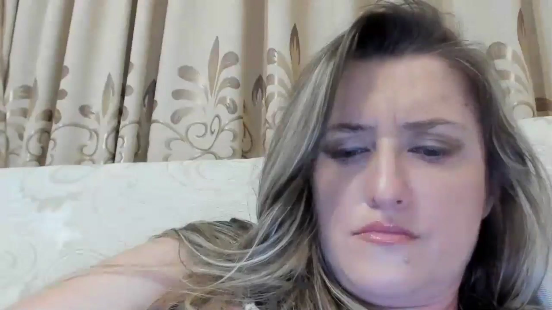Gallery image thumbnail from BestDream's myfreecams stream on, 07/11/2024, 23:40 image 18 of 20